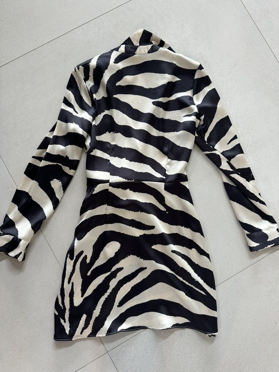 Zara ZARA Black and White Zebra Print Wrap Dress Size S / US 4 / IT 40 - 8 Thumbnail