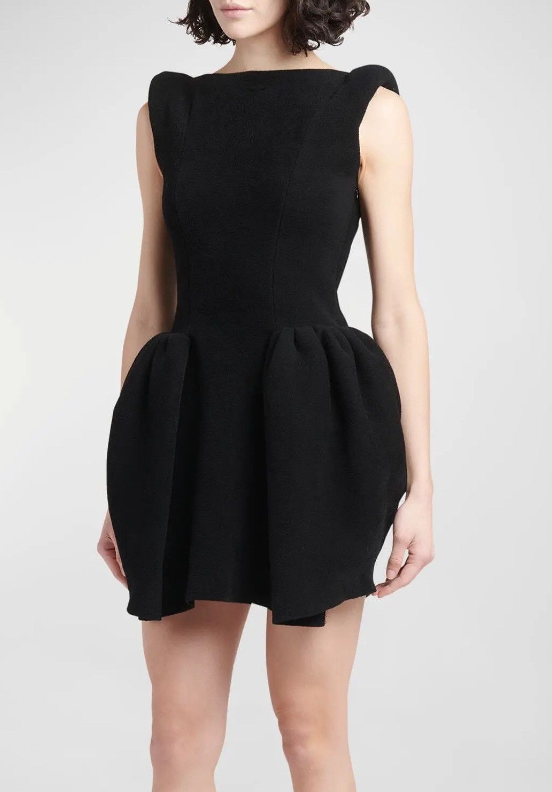 Versace Versace Voluminous knit mini dress size 44/us size 8 Size M / US 6-8 / IT 42-44 - 2 Thumbnail