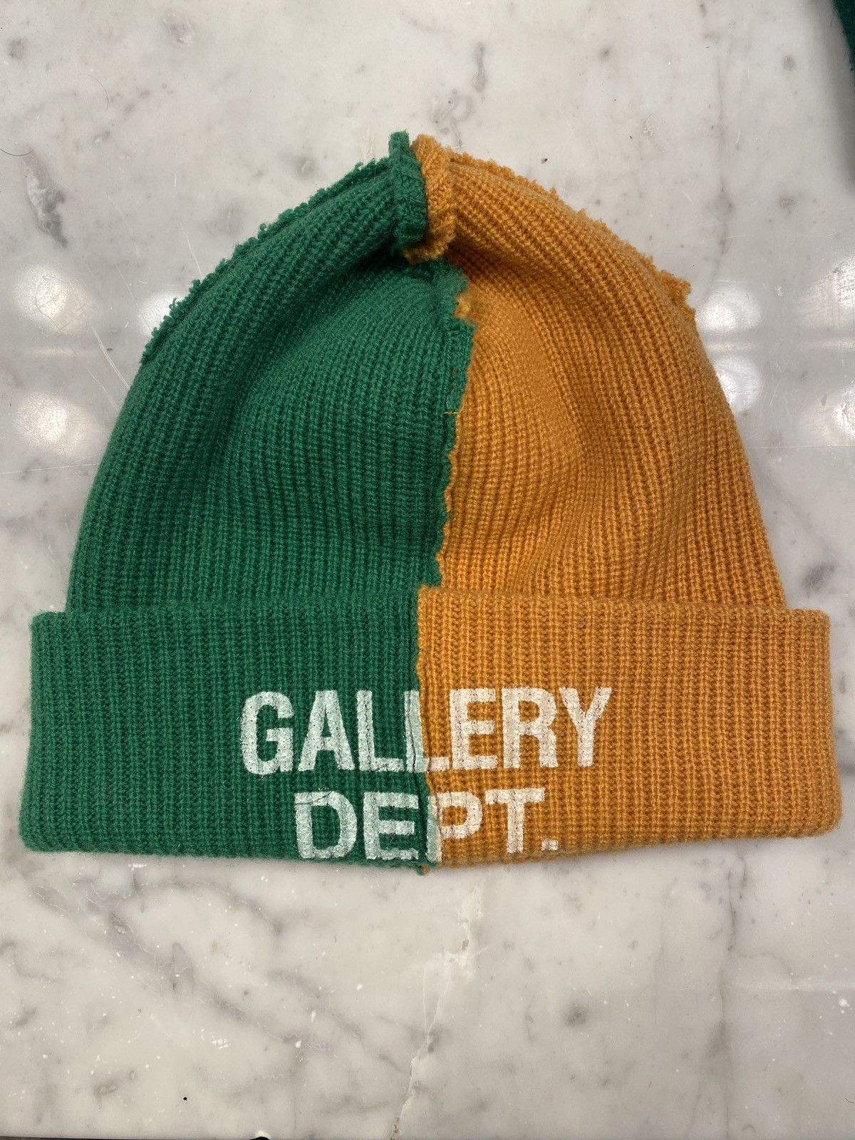 image of Gallery Dept Topanga Two Tone Remake Beanie in Green/Yellow, Men's