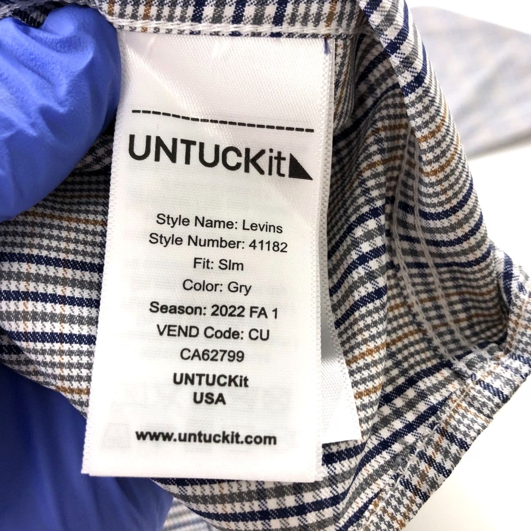 UNTUCKit UNTUCKIT Shirt Slim Fit Plaid 100% Polyester LS Casual Collar Button-Up Gray Blue Mens Small Slim Fit Size US S / EU 44-46 / 1 - 7 Thumbnail