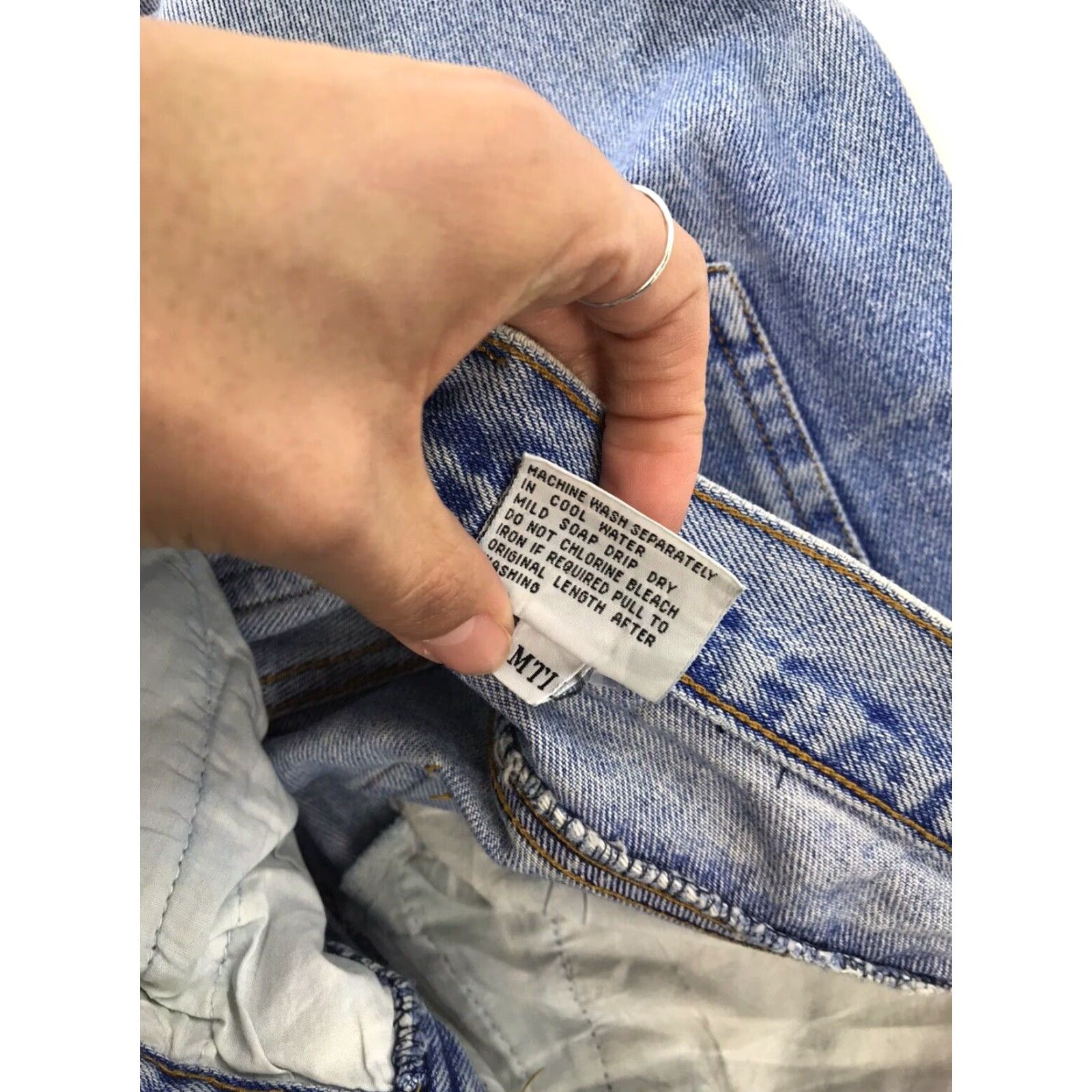 Bill Blass Bill Blass Petites Jeans Womens Blue Hi Rise Mom 100% Cotton Light Wash Size 30" / US 8 / IT 44 - 4 Thumbnail