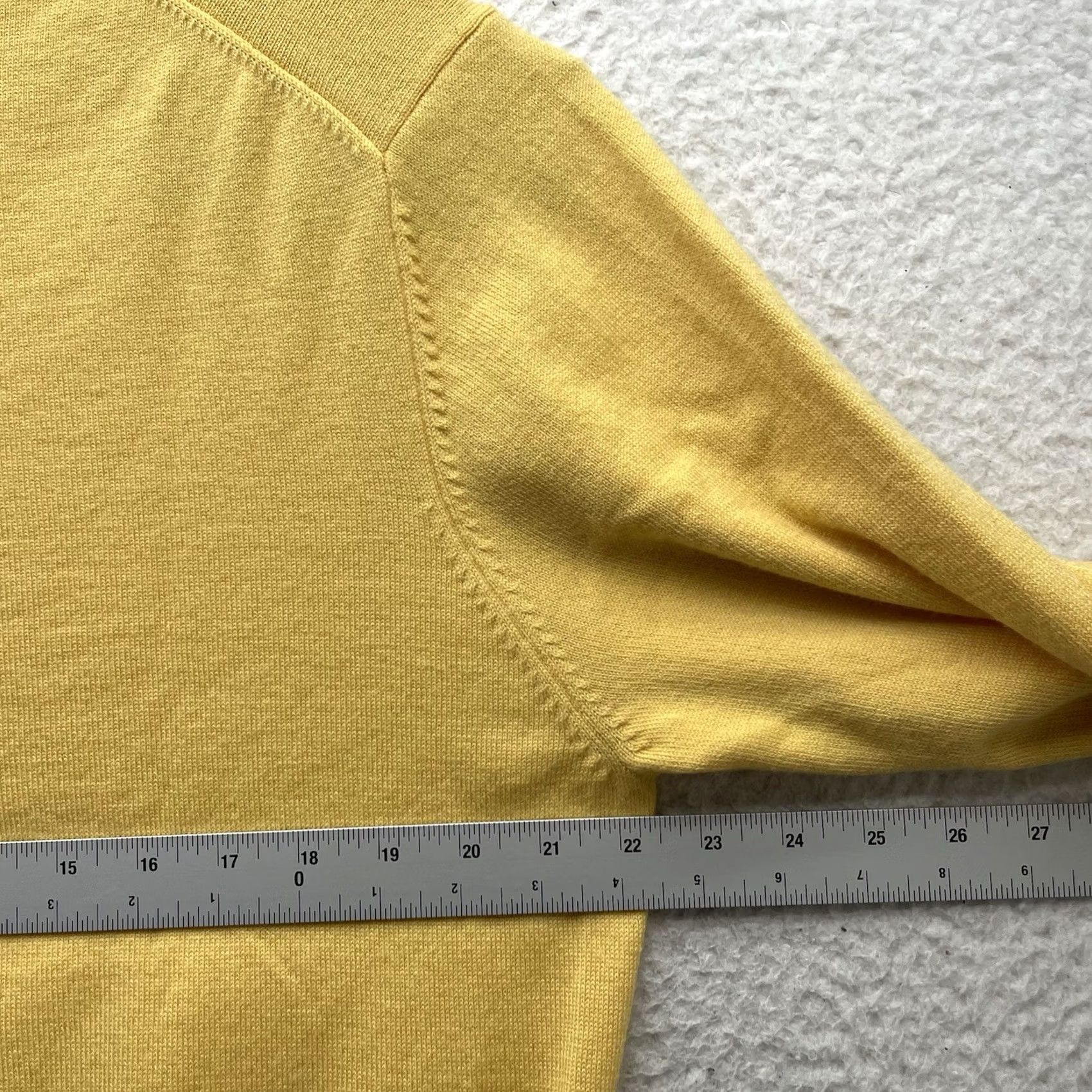 Brooks Brothers VINTAGE Brooks Brothers Sweater Mens L Yellow V-Neck Merino Wool Blend Stretch Size US L / EU 52-54 / 3 - 7 Thumbnail