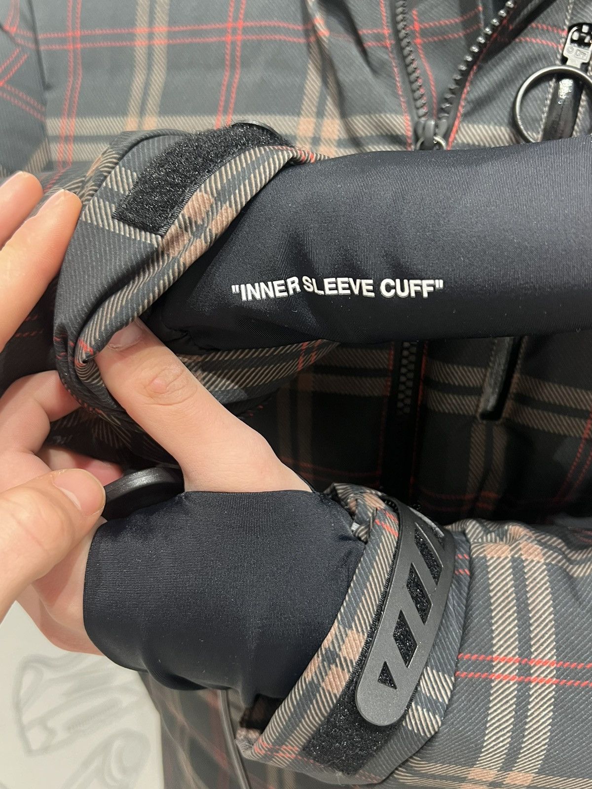 Off-White Off-White Size US S / EU 44-46 / 1 - 9 Thumbnail