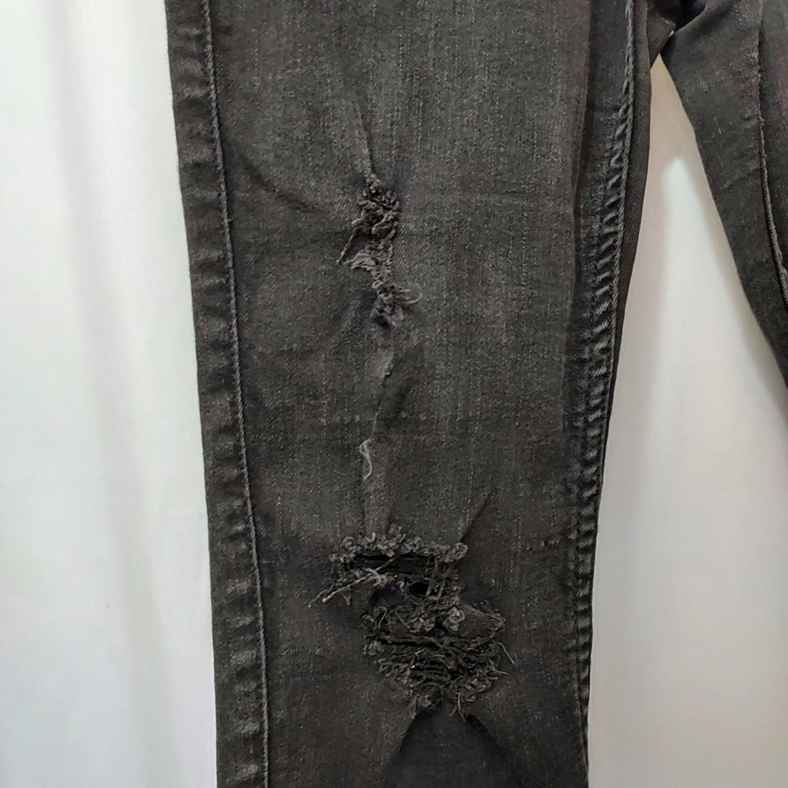 Hollister Hollister Crop High Rise Distressed Skinny Black Denim Jeans Size 28" / US 6 / IT 42 - 3 Thumbnail