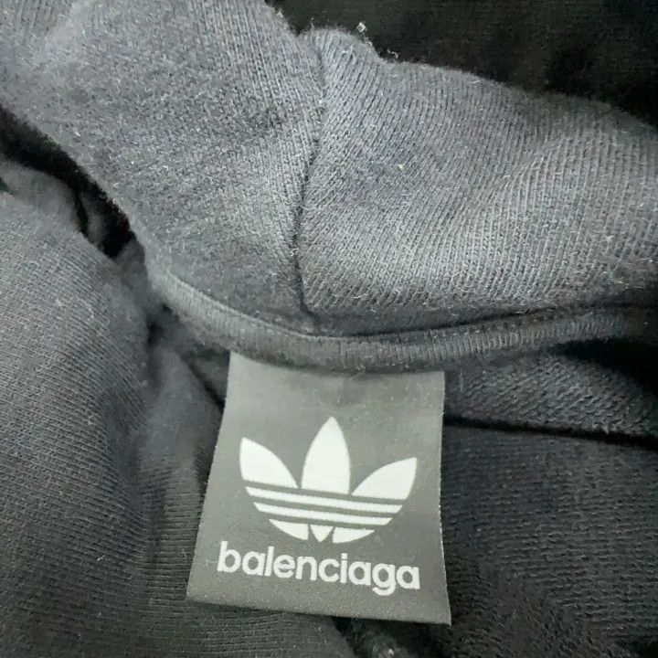 Balenciaga Balenciaga Balenciaga x Adidas Black Hoodie with Logo -250 Size US M / EU 48-50 / 2 - 5 Thumbnail