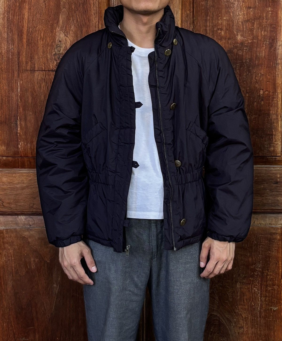 Armani Vintage Cropped Puffer Jacket Size US S / EU 44-46 / 1 - 1 Thumbnail