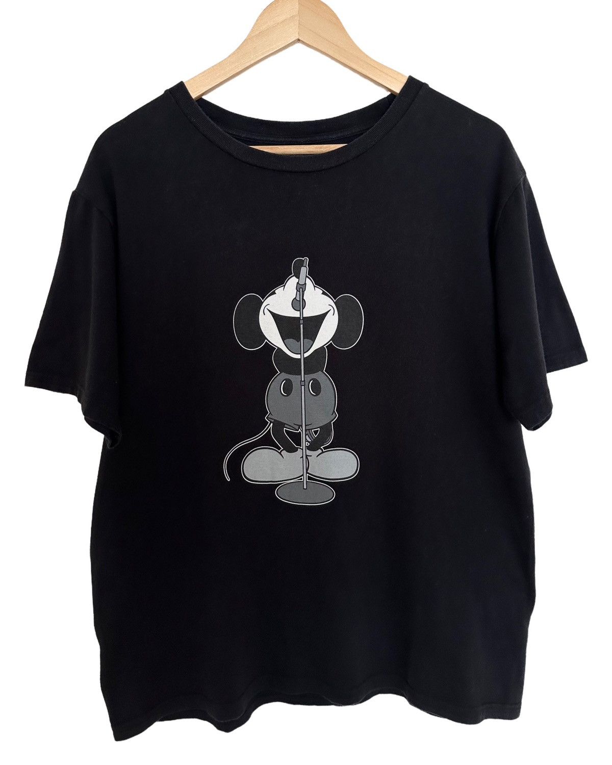 Number (N)ine × Vintage Number (N)ine Rare Mickey Singing Black Tee size 4 Size US L / EU 52-54 / 3 - 12 Thumbnail
