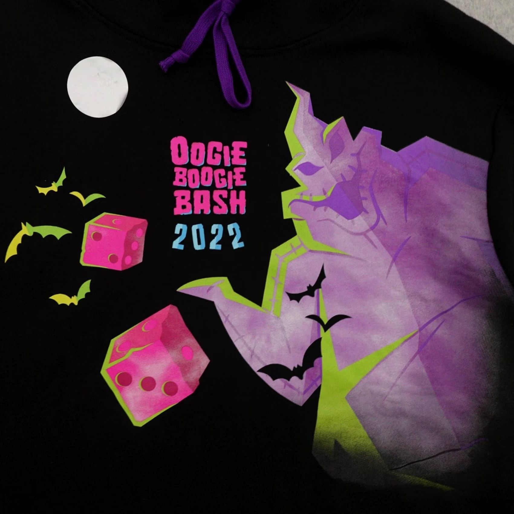 Disney VINTAGE Disney Oogie Boogie Bash 2022 Hoodie XL Men Black Pullover 24X31 MEASUREMENTS ARE PROVIDED IN PICTURES Mens XL Black Disney Hoodie Size US XL / EU 56 / 4 - 2 Thumbnail