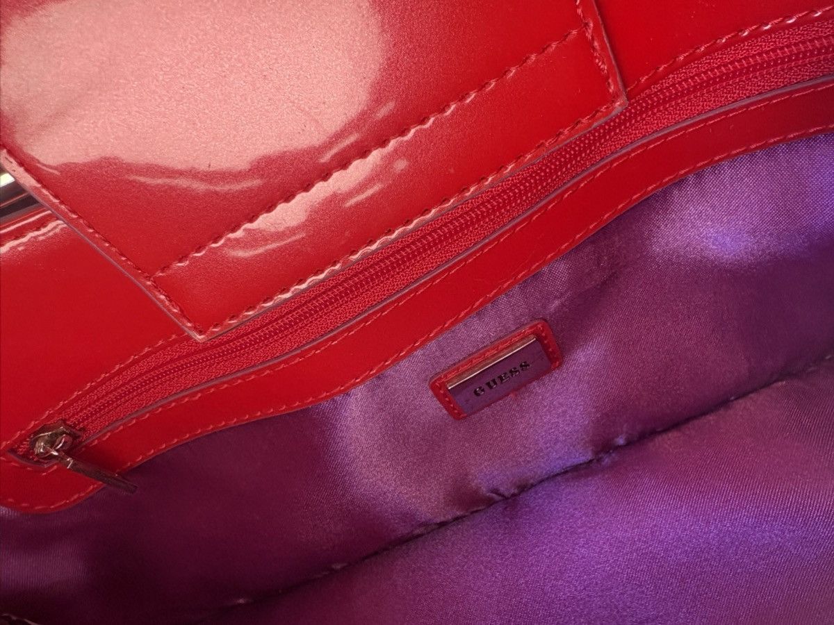 Guess Guess Vintage Red Patent Heart Handle Bag – Y2K Size ONE SIZE - 9 Thumbnail