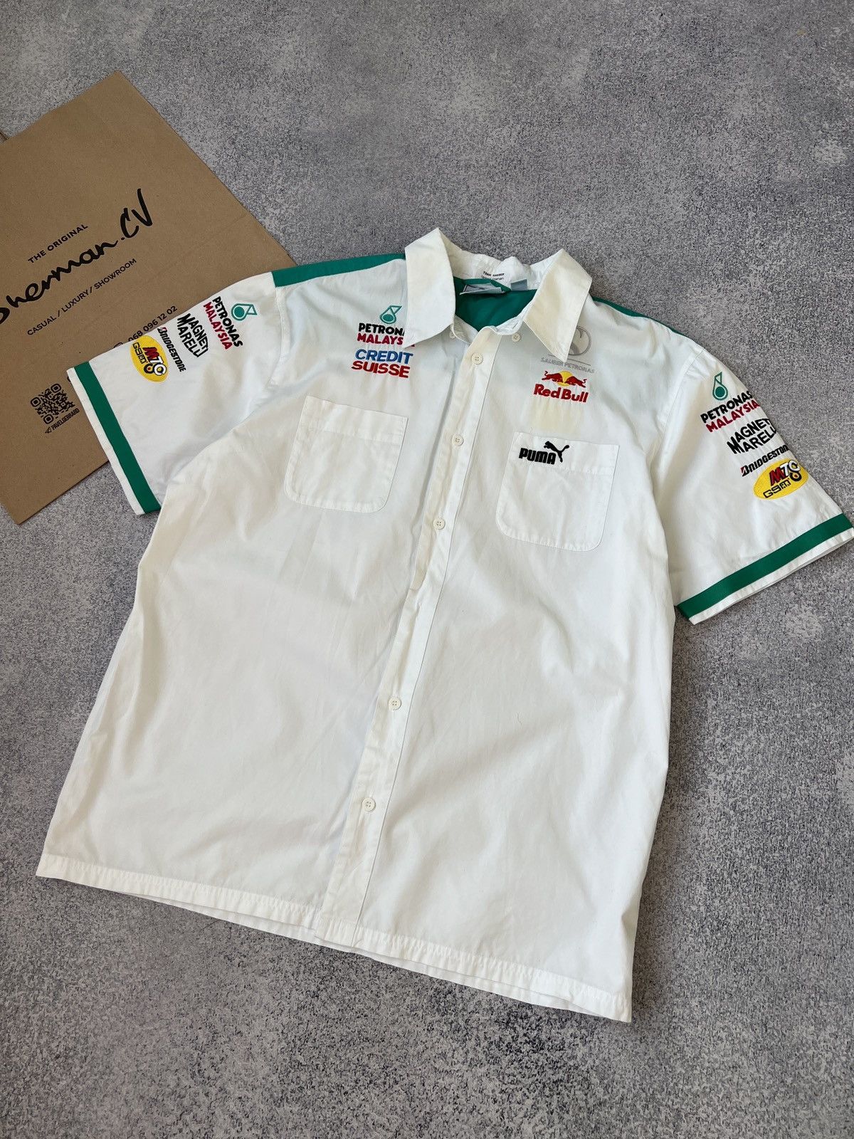 Vintage Vintage 90s Petronas Shorts Sleeve Racing Button up Size US L / EU 52-54 / 3 - 2 Thumbnail