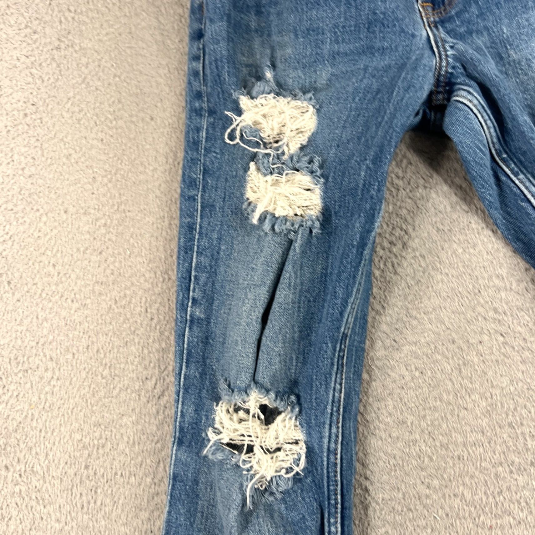 Abercrombie & Fitch Abercrombie & Fitch Mom High Rise Curve Love Jeans Size 27/4 R Blue Women Size 27" / US 4 / IT 40 - 3 Thumbnail