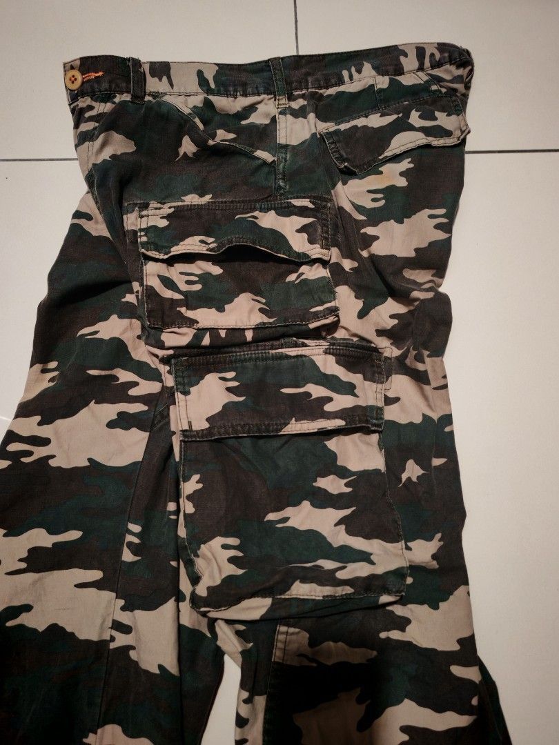 Paul Smith Paul Smith Jeans 8 Pocket Camo Cargo Pants Size US 32 / EU 48 - 4 Thumbnail