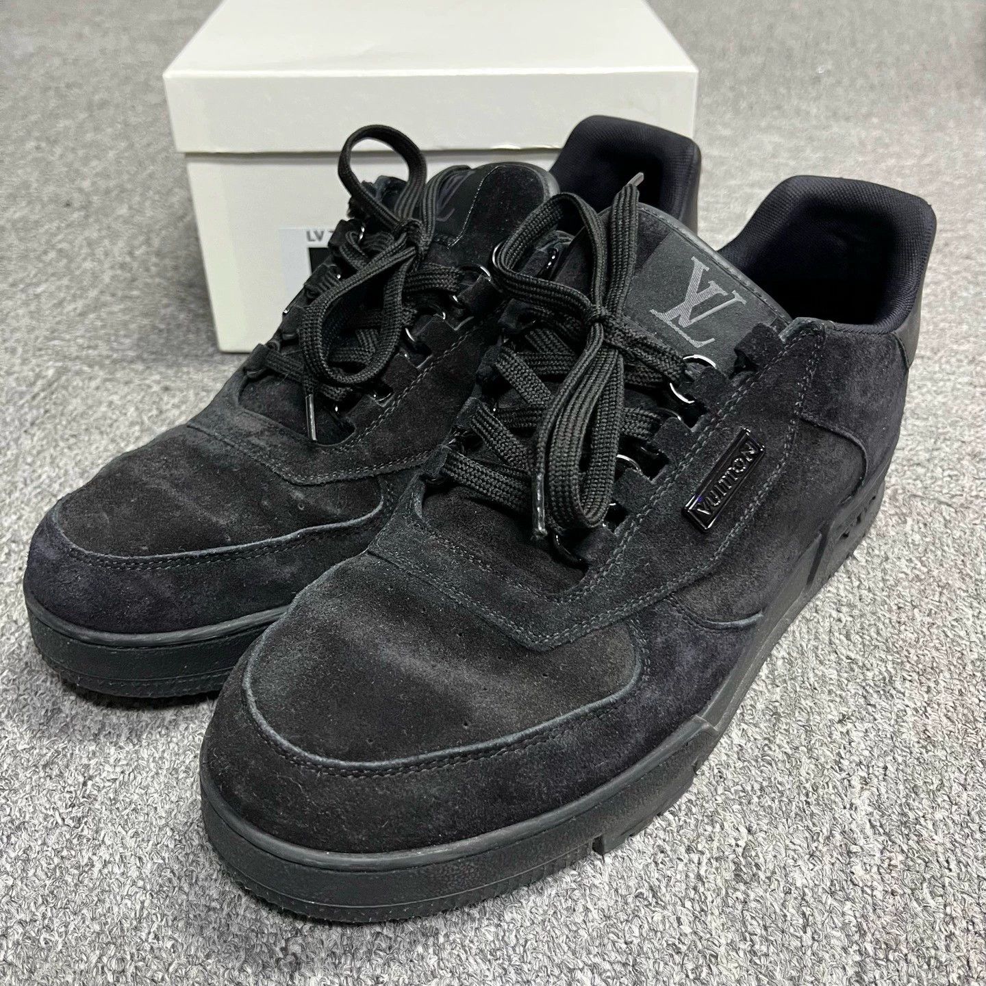 Louis Vuitton black louis vuitton lifestyle lace-up sneakers Size US 8.5 / EU 41-42 - 2 Thumbnail