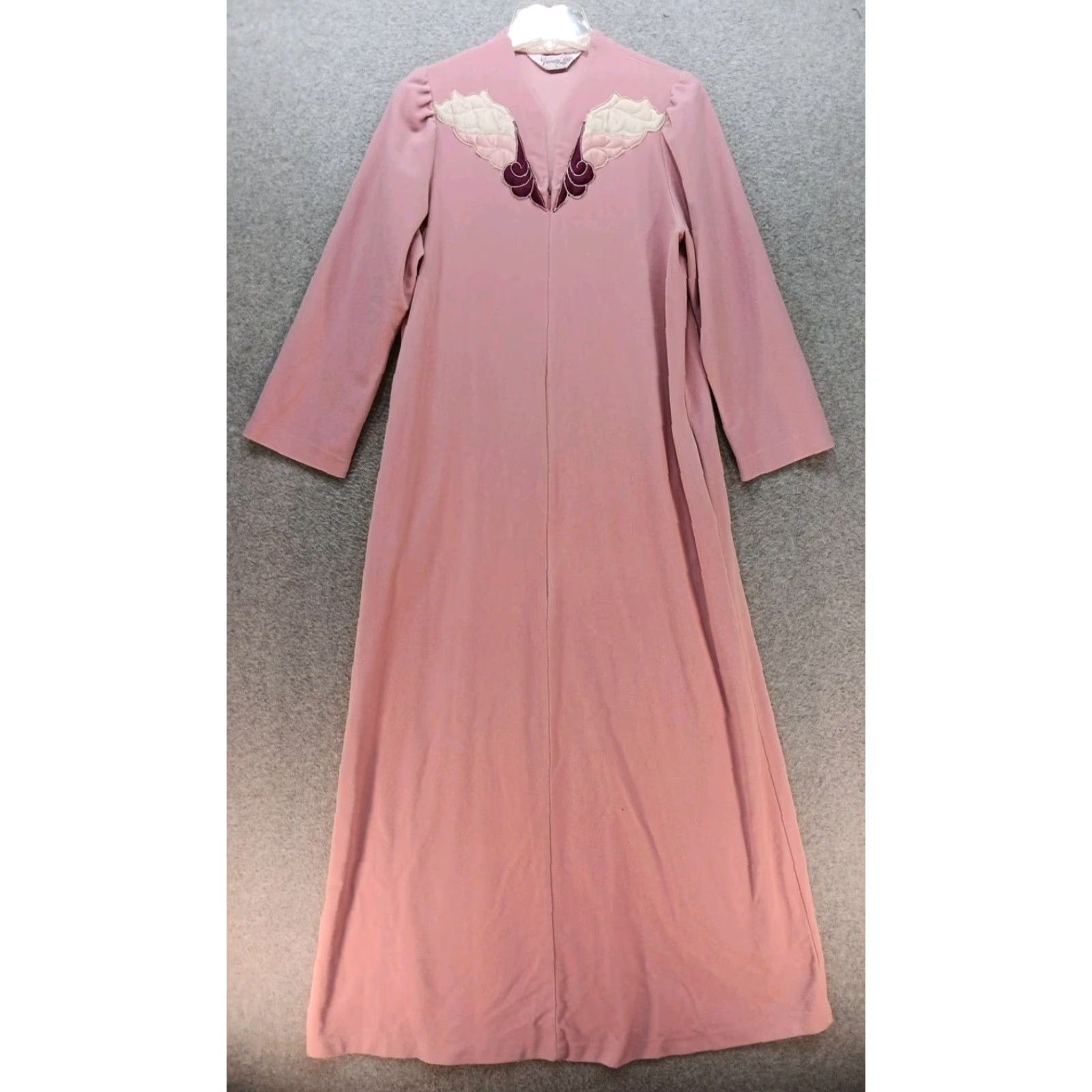 Vintage VINTAGE Vanity Fair VTG 80’s Robe Loungewear Size S Pink Velour Embroidered House Coat Pockets Womens 1980s Size ONE SIZE - 2 Thumbnail