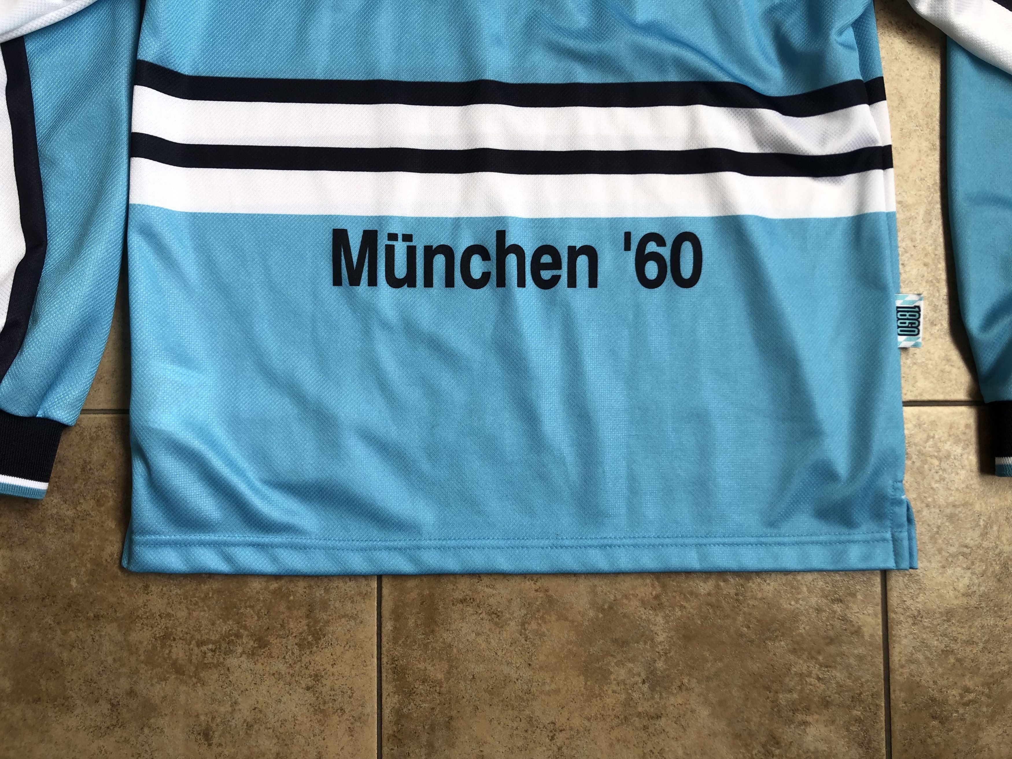 Nike 1860 Munich Home football shirt 1997-1998 Size S Size US S / EU 44-46 / 1 - 15 Thumbnail