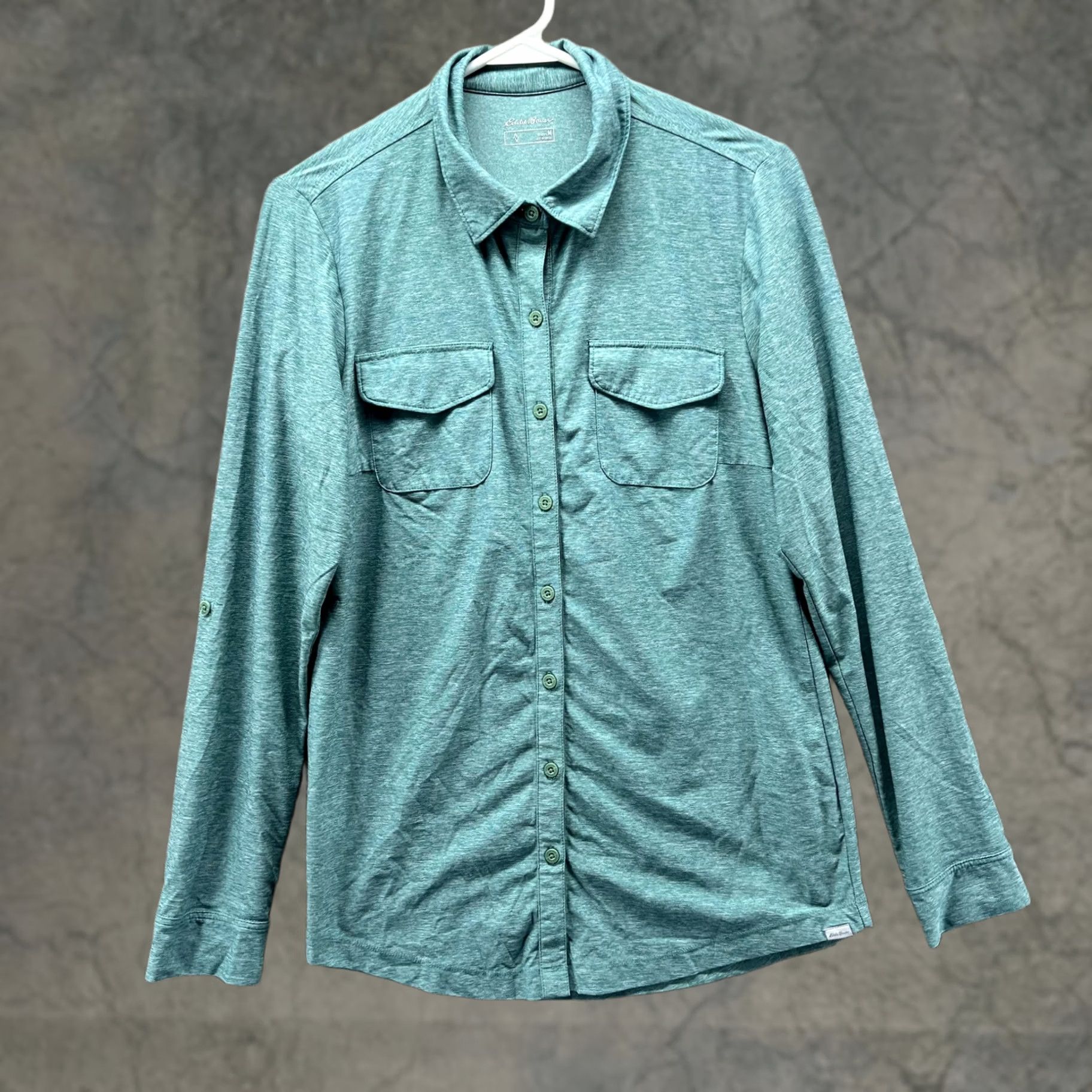 Eddie Bauer Eddie Bauer Shirt Womens Medium Green Button Front Pockets Long Sleeve Top Size M / US 6-8 / IT 42-44 - 1 Thumbnail