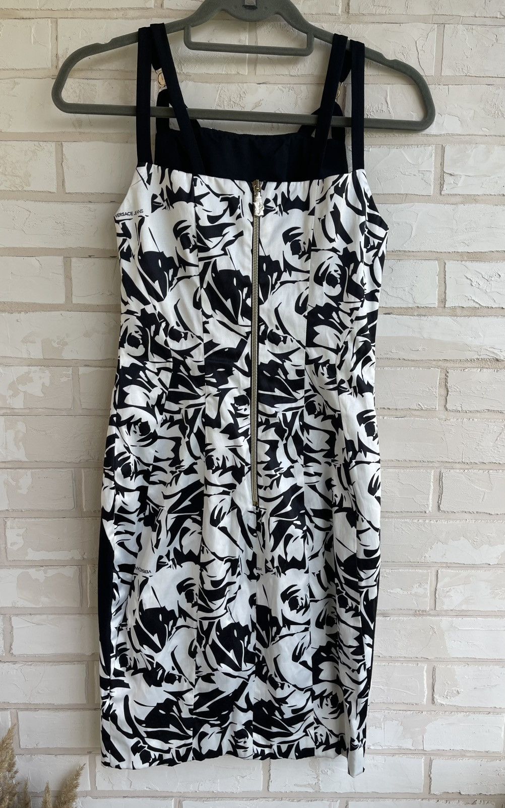 Versace Jeans Couture Versace jeans dress Size XS / US 0-2 / IT 36-38 - 2 Thumbnail