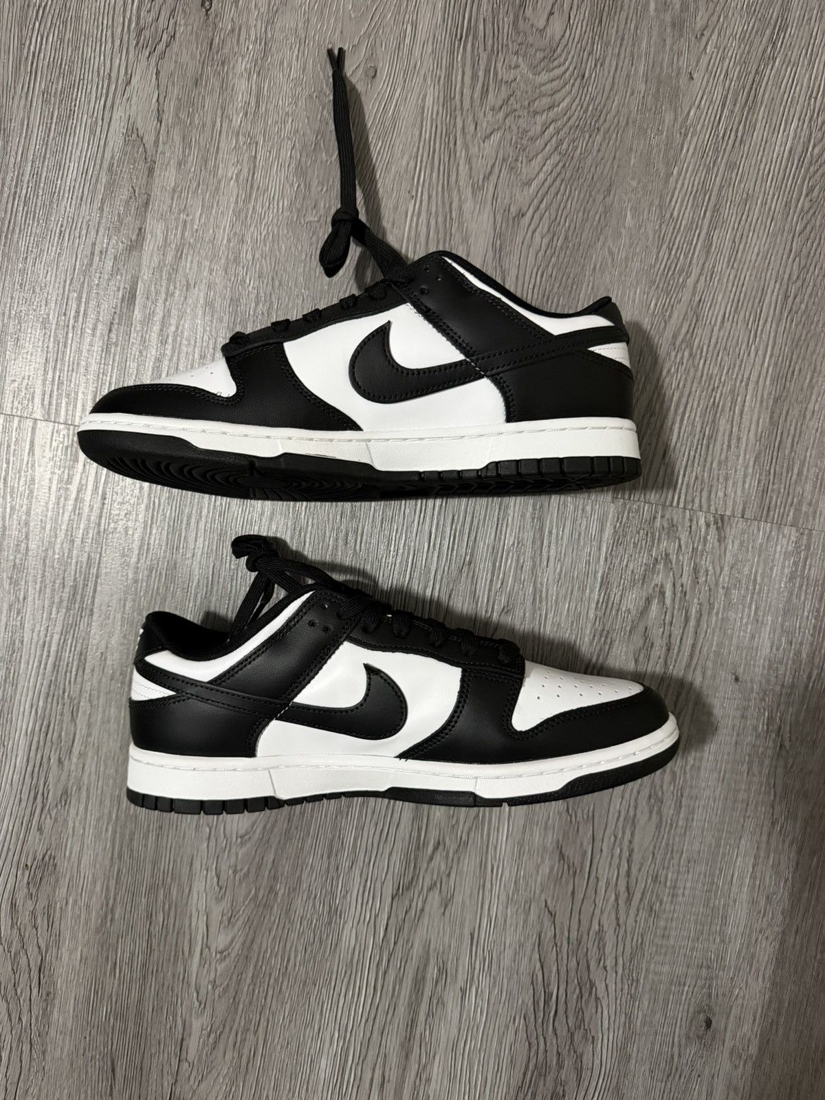 Nike Nike dunk panda low size 10 Size US 10 / EU 43 - 2 Thumbnail