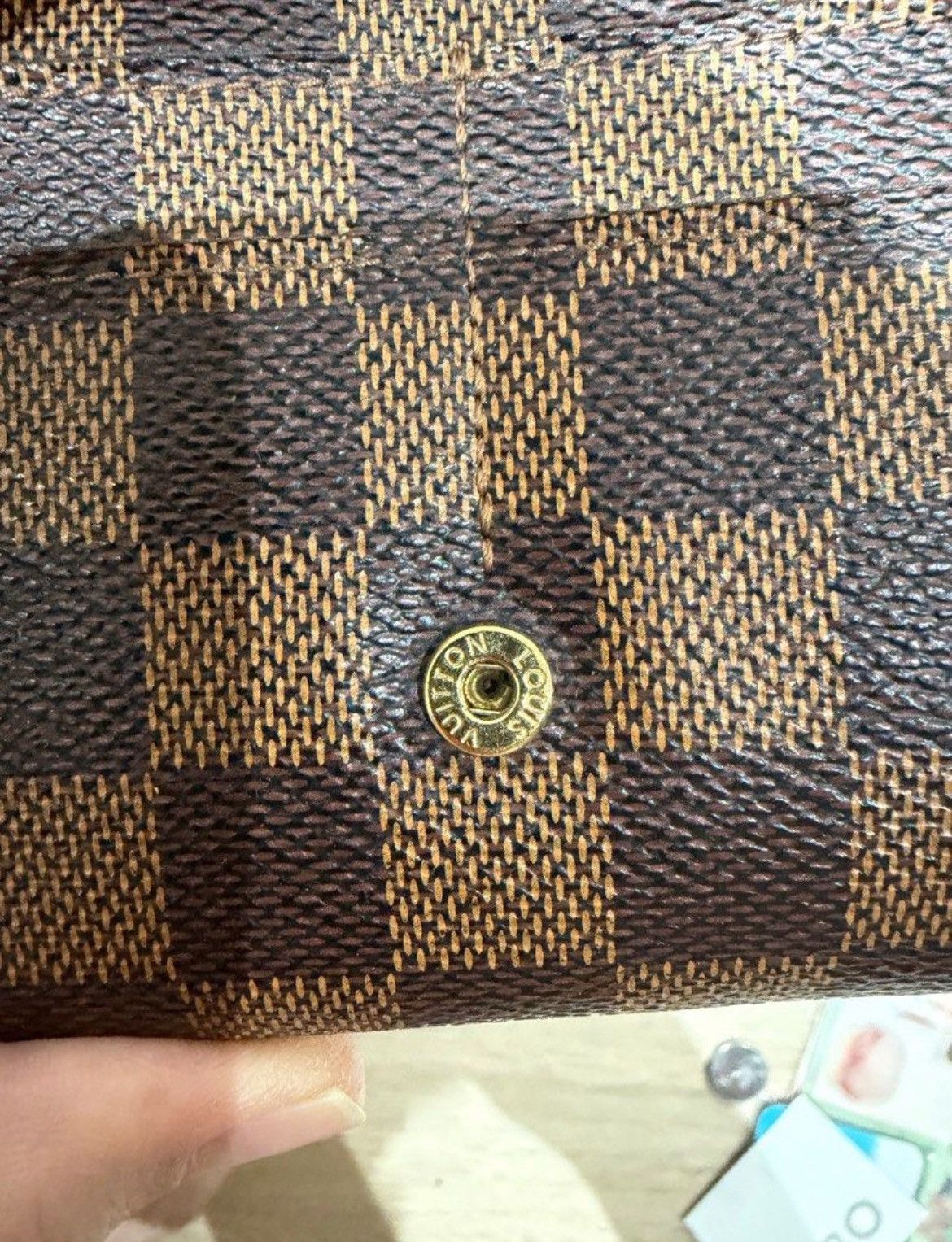 Louis Vuitton Authentic Louis Vuitton Long Purse Size ONE SIZE - 7 Thumbnail