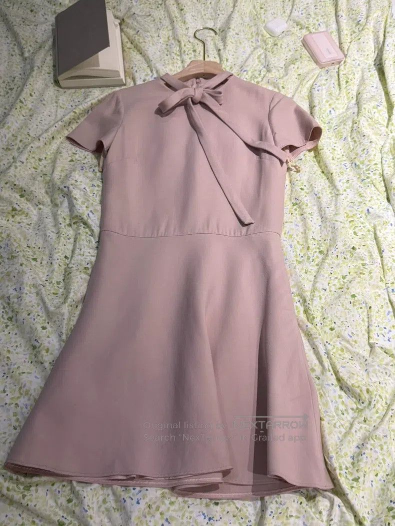 Valentino Valentino Dress with bow neckline Size S / US 4 / IT 40 - 2 Thumbnail