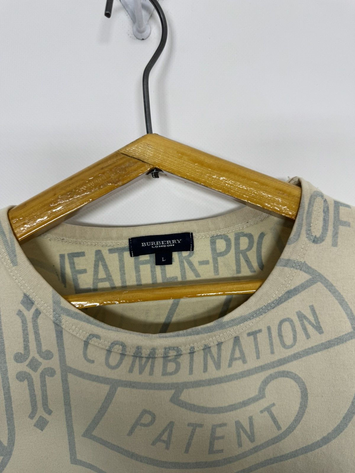 Burberry Vintage Y2k Burberry Big Logo T Shirt Luxury Size US L / EU 52-54 / 3 - 12 Thumbnail
