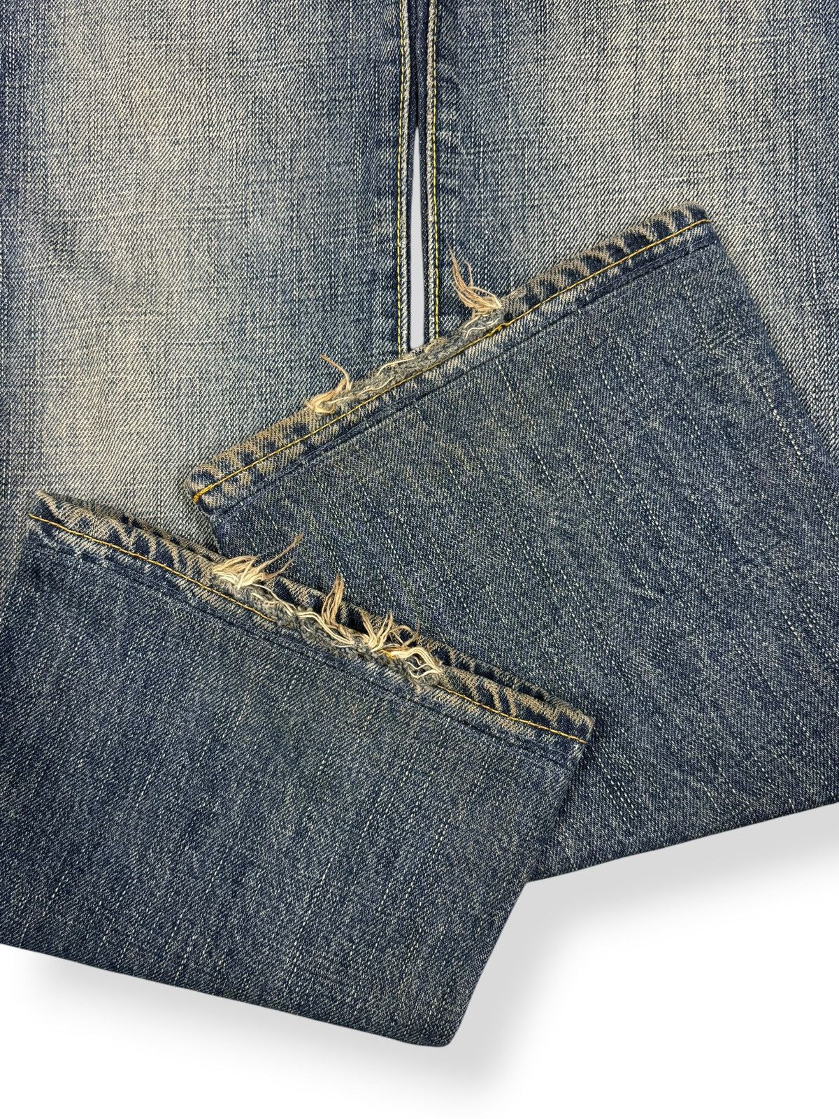 Vintage Vintage Y2K Blue Cult Midrise Flare Leg Mud Wash Jeans Size 28" / US 6 / IT 42 - 9 Thumbnail