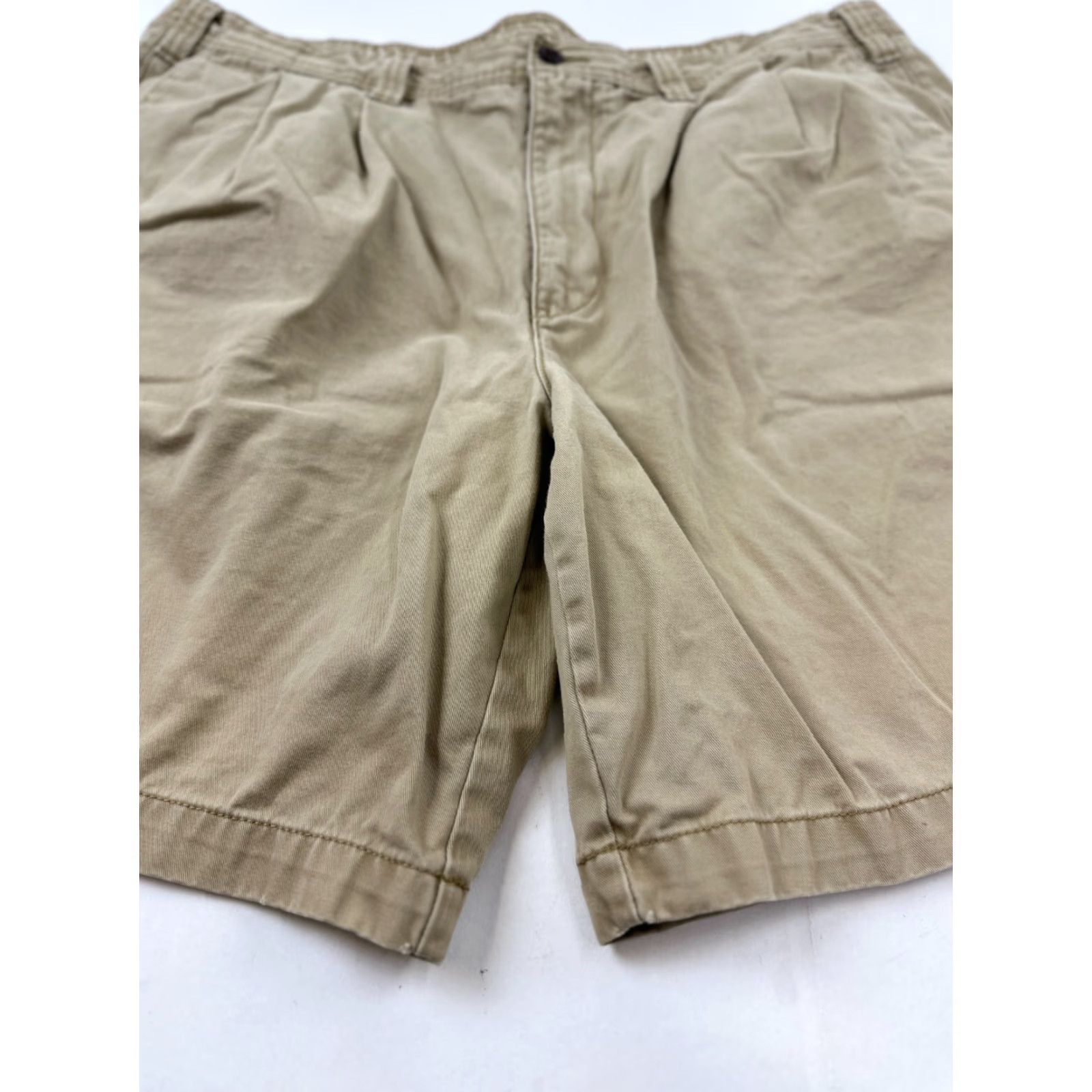 Eddie Bauer Eddie Bauer Shorts Mens 42 Beige Chino 8" Inseam Mid Rise Pleated Stretch Outdoor Size US 42 / EU 58 - 4 Thumbnail