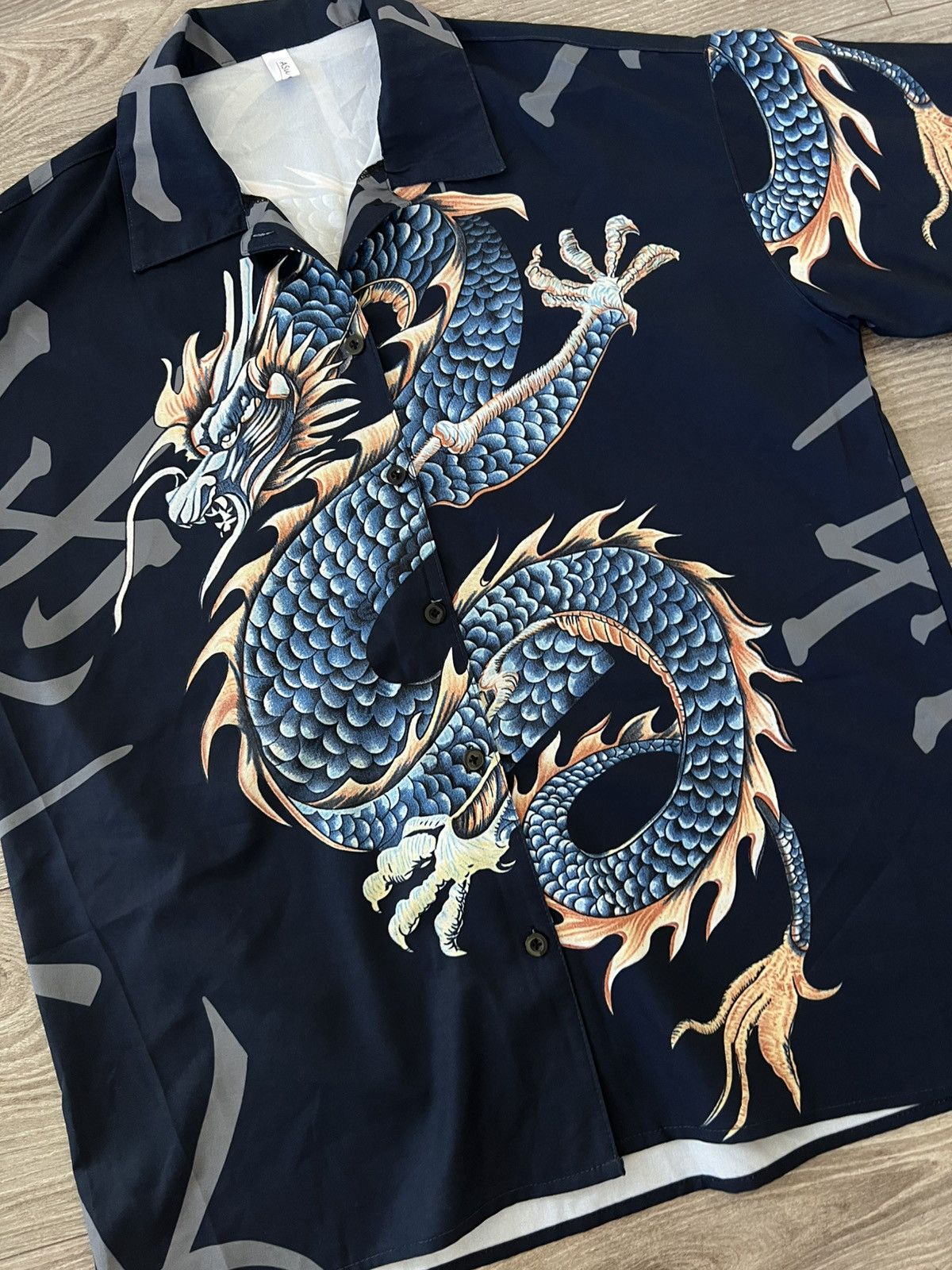 Affliction ‼️Archival Japanese Style Dragon Y2k Lite Weight Silk Tee‼️ Size US L / EU 52-54 / 3 - 10 Thumbnail