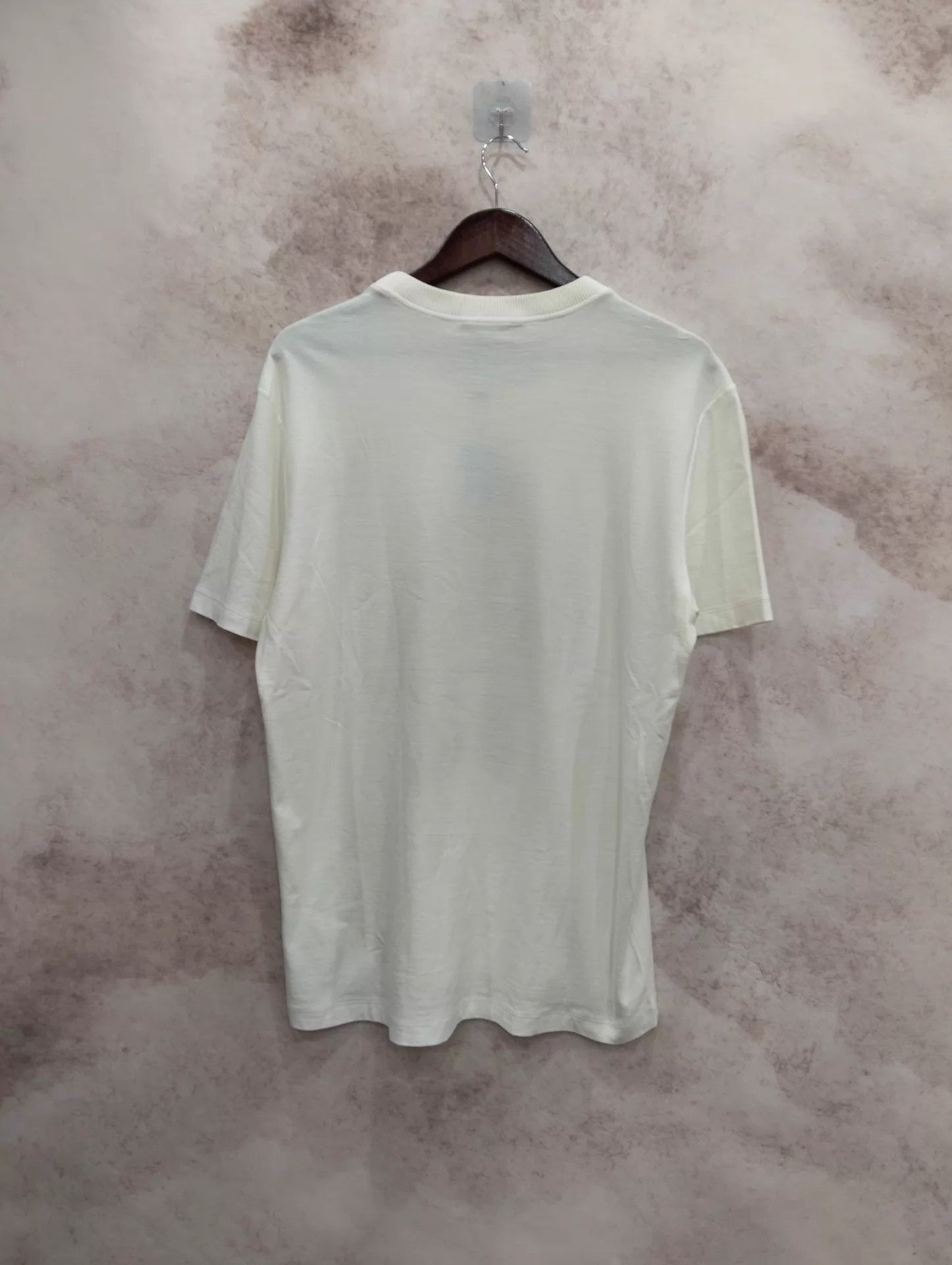 Louis Vuitton White Short-Sleeve Crew Neck Shirt Size US L / EU 52-54 / 3 - 1 Thumbnail