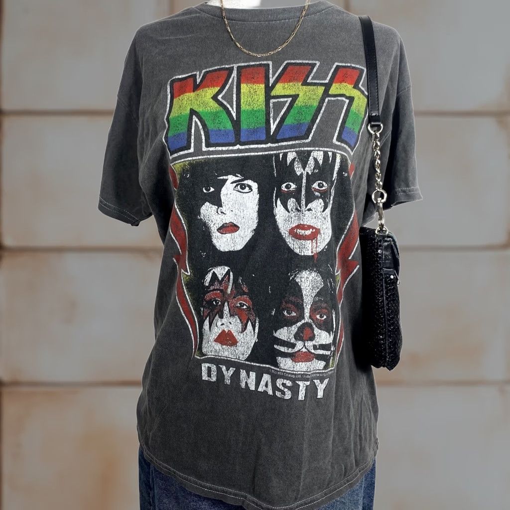 Vintage KISS Band Tee Graphic Oversized Baggy Grunge Punk Skater Womens Small Size ONE SIZE - 1 Thumbnail