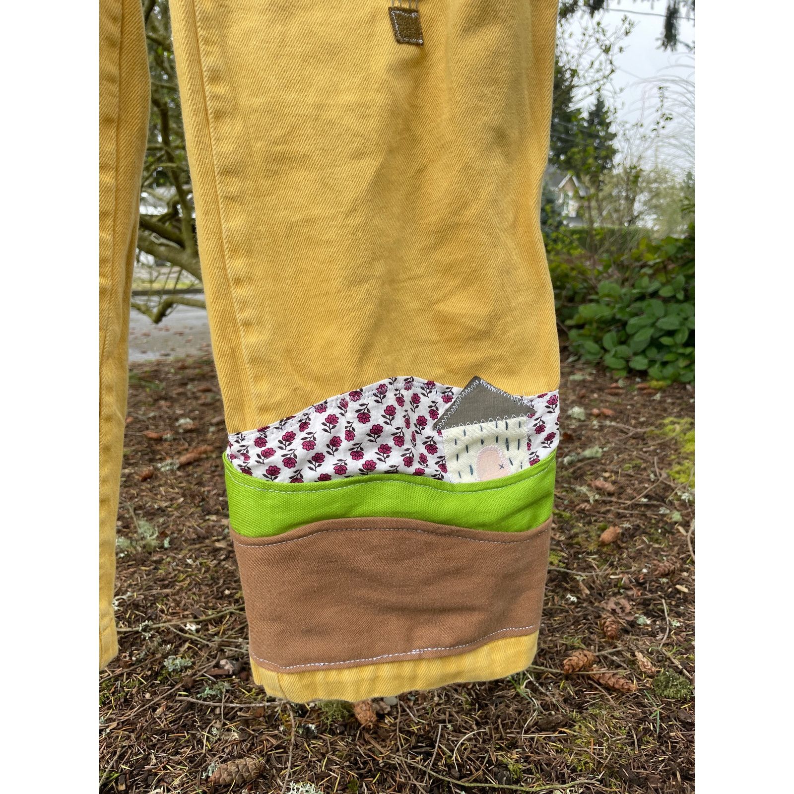 Urban Outfitters Small Upcycled Urban Outfitters Whimsical Jumpsuit Coveralls Size 26" / US 2 / IT 38 - 8 Thumbnail