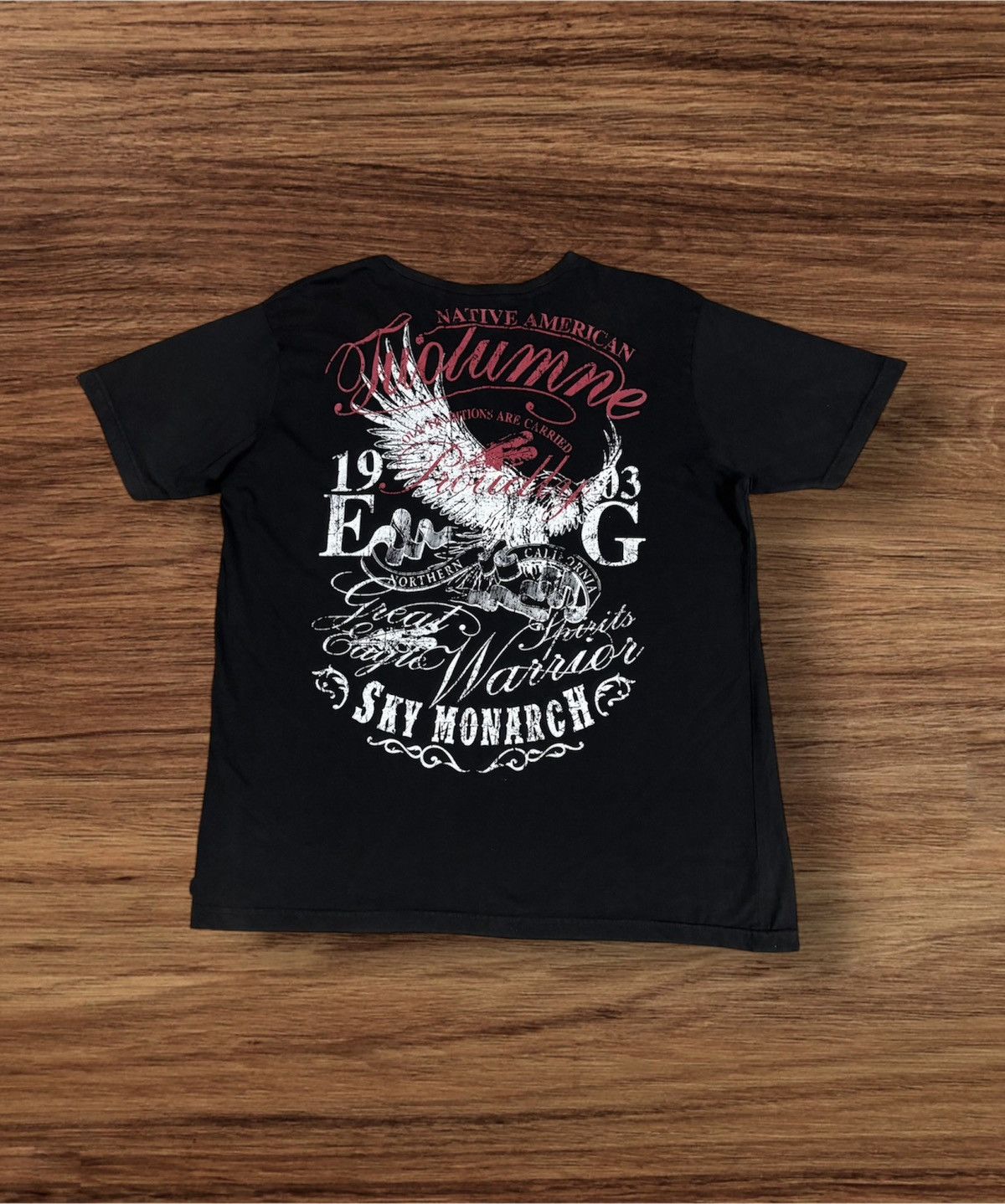 Affliction × Japanese Brand Jeaning Wild Over Print Back Side Vneck T-Shirt Size US L / EU 52-54 / 3 - 1 Thumbnail