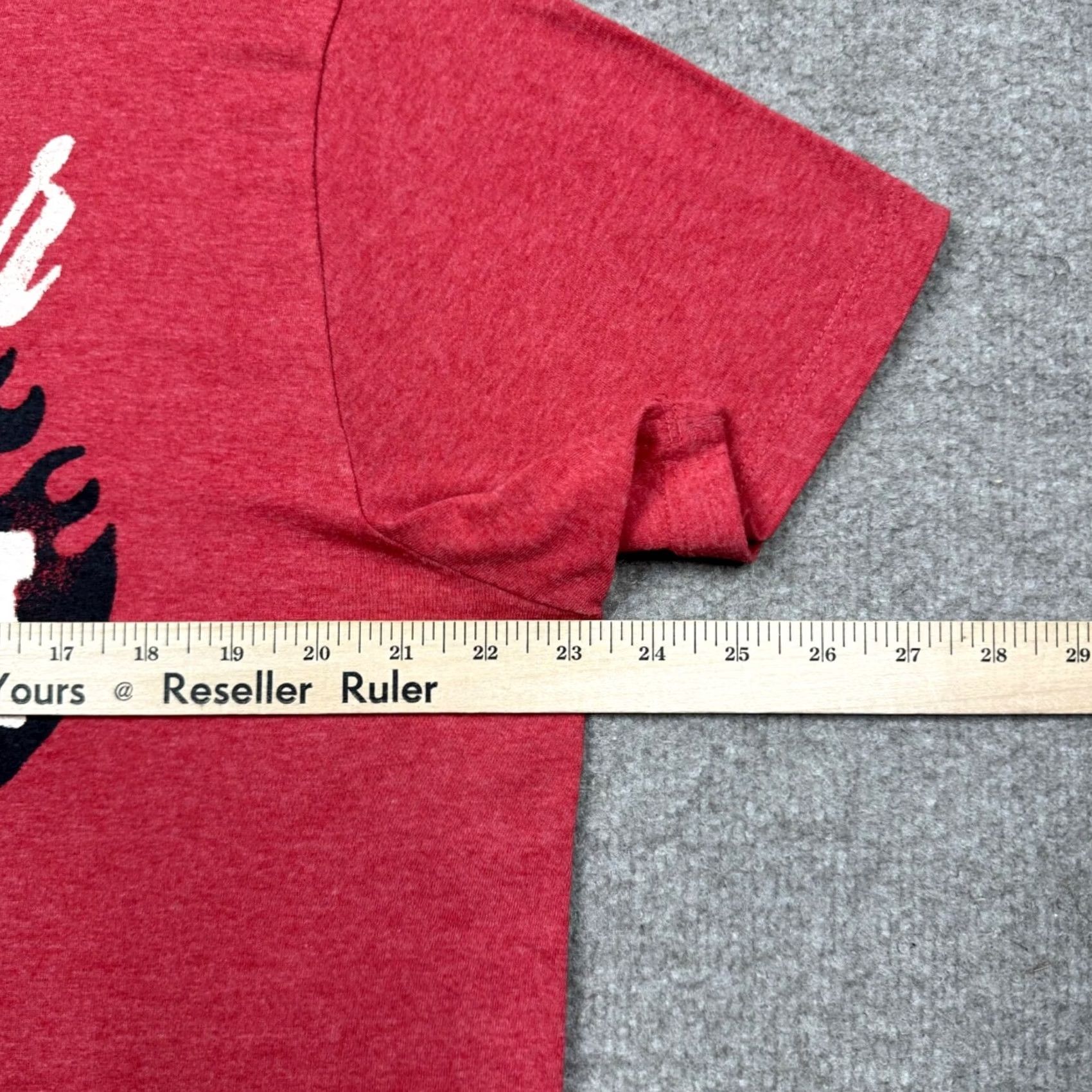 Old Navy Old Navy Shirt Mens L Red Short Sleeve Stretch Firewater Tavern NY Logo T-Shirt Size US L / EU 52-54 / 3 - 5 Thumbnail