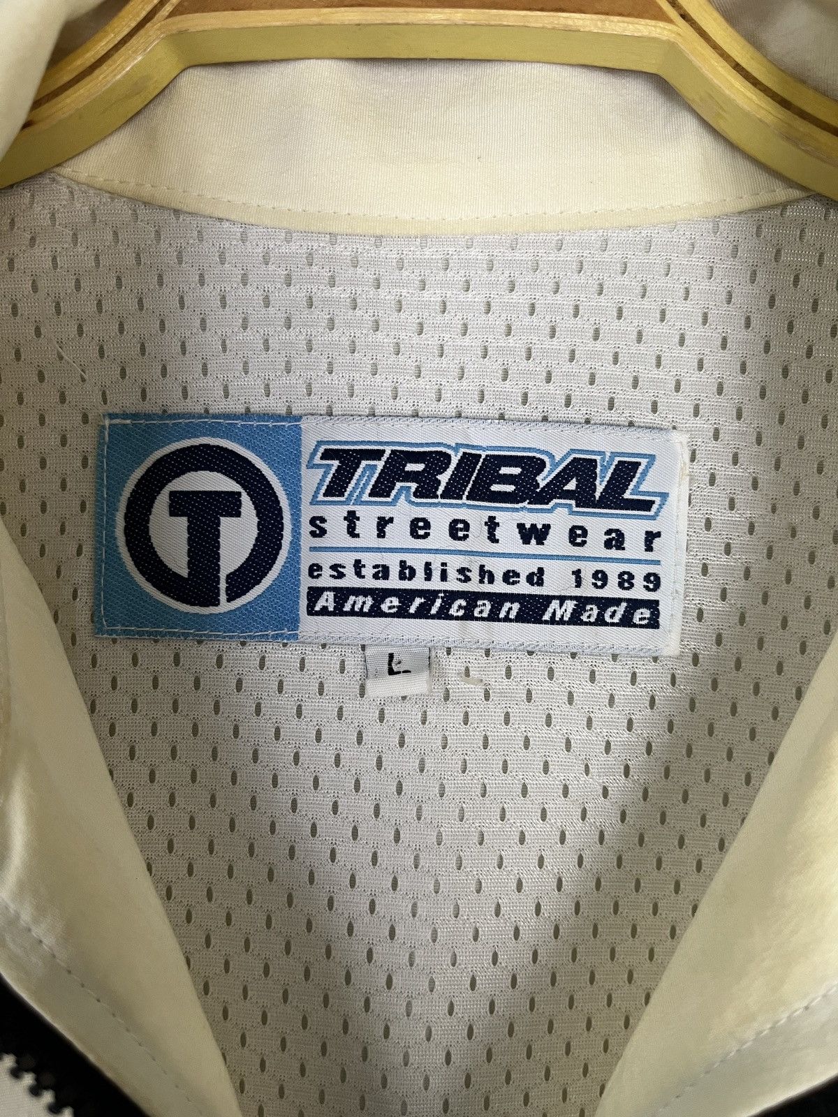 Tribal Streetwear × Vintage Vintage American Made Tribal Street Wear 90s Baggy Jacket Size US L / EU 52-54 / 3 - 7 Thumbnail