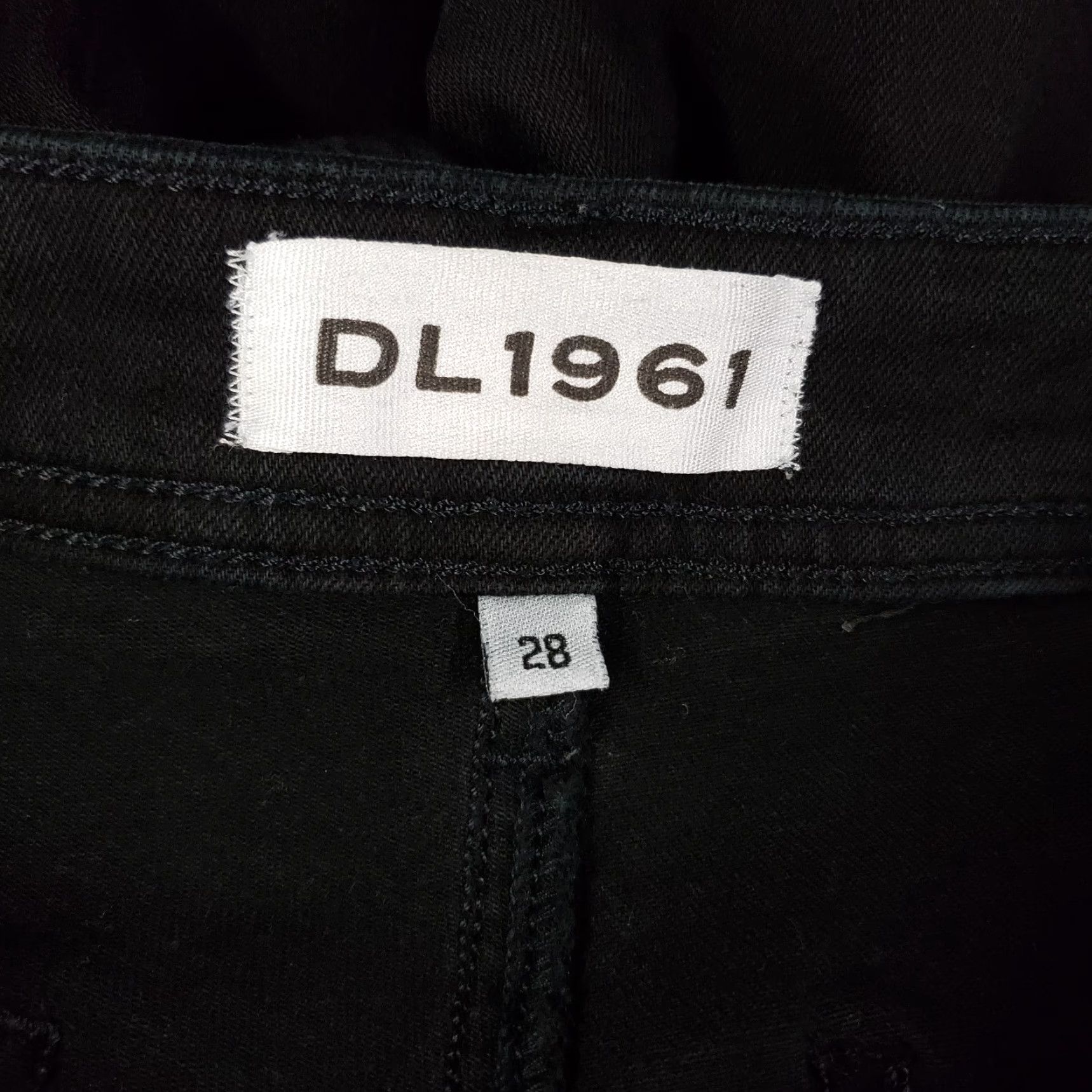 DL1961 DL1961 Womens Joy Flare Jeans Sz 28 Solid Black Mid Rise Jeans Womens 28 Black Flare Denim Cotton Blend Zip Regular Inseam 28.5" Rise 9" Size 28" / US 6 / IT 42 - 7 Thumbnail