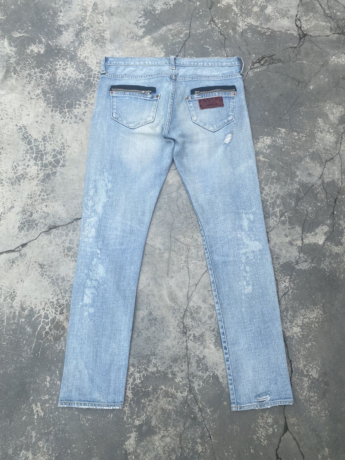 If Six Was Nine RNA Distressed Jeans Size US 31 - 1 Thumbnail