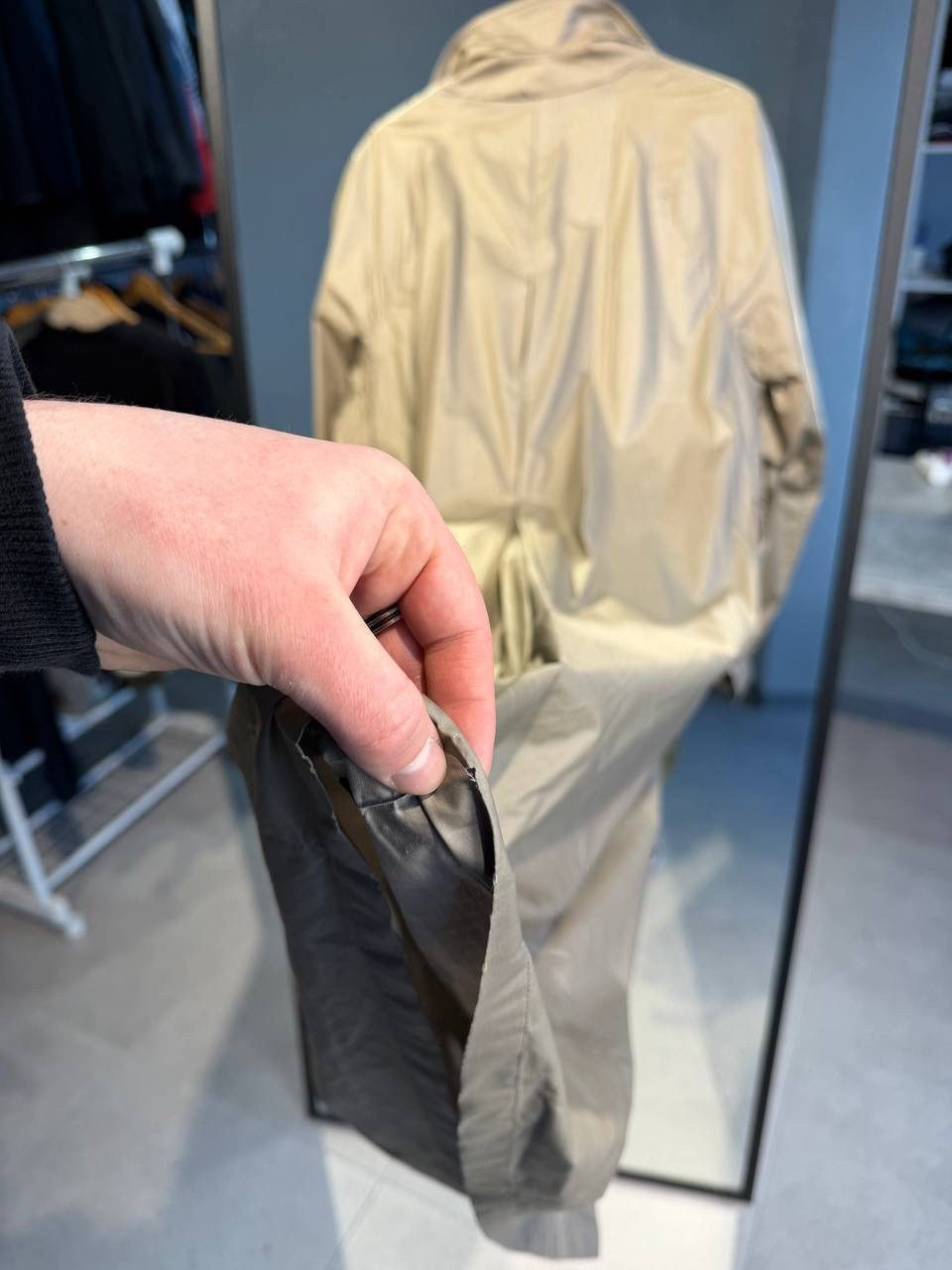 Herno herno vintage trench coat jacket size L made in italy Size US L / EU 52-54 / 3 - 17 Thumbnail