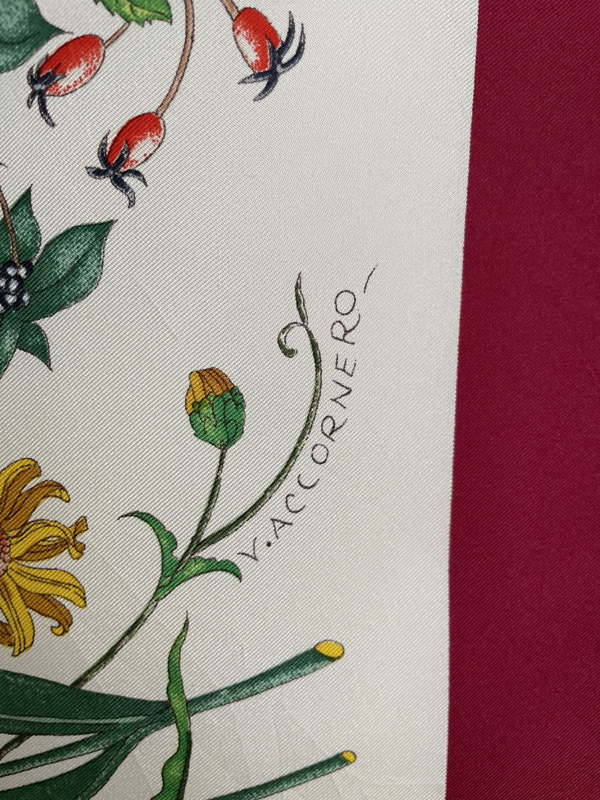 Designer × Gucci Vintage Gucci Scarves Size ONE SIZE - 8 Thumbnail
