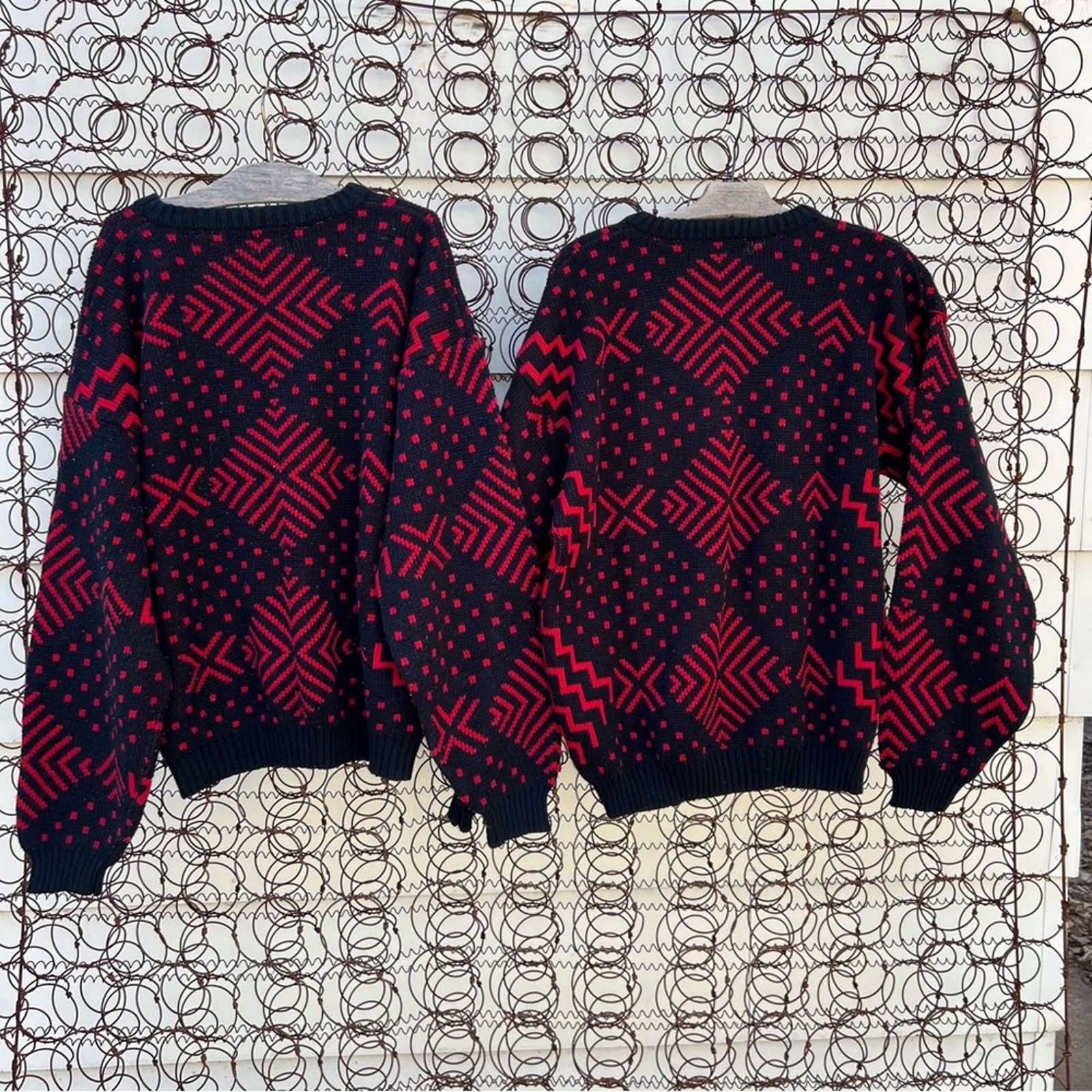 Vintage MATCHING PAIR 80s Sweater Graphix Red Black Geometric LARGE Size US L / EU 52-54 / 3 - 2 Thumbnail