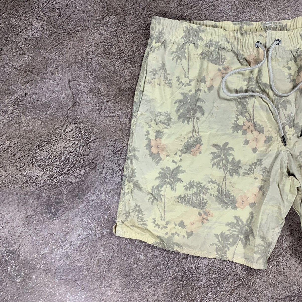 Vintage Vintage Oneill Y2K Floral Shorts Relaxed Fit Streetwear 34 Size US 34 / EU 50 - 3 Thumbnail
