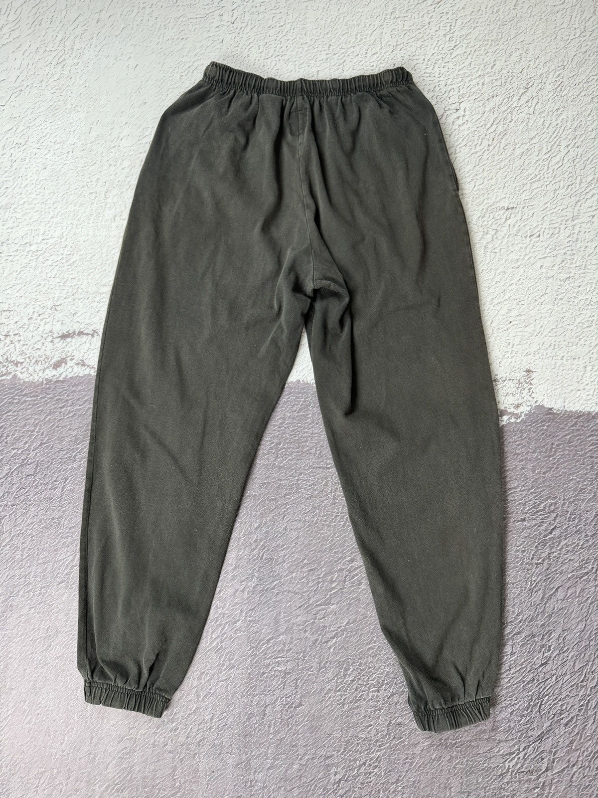 Nike Nike vintage 90s faded black sweatpants logo swoosh Size US 34 / EU 50 - 12 Thumbnail