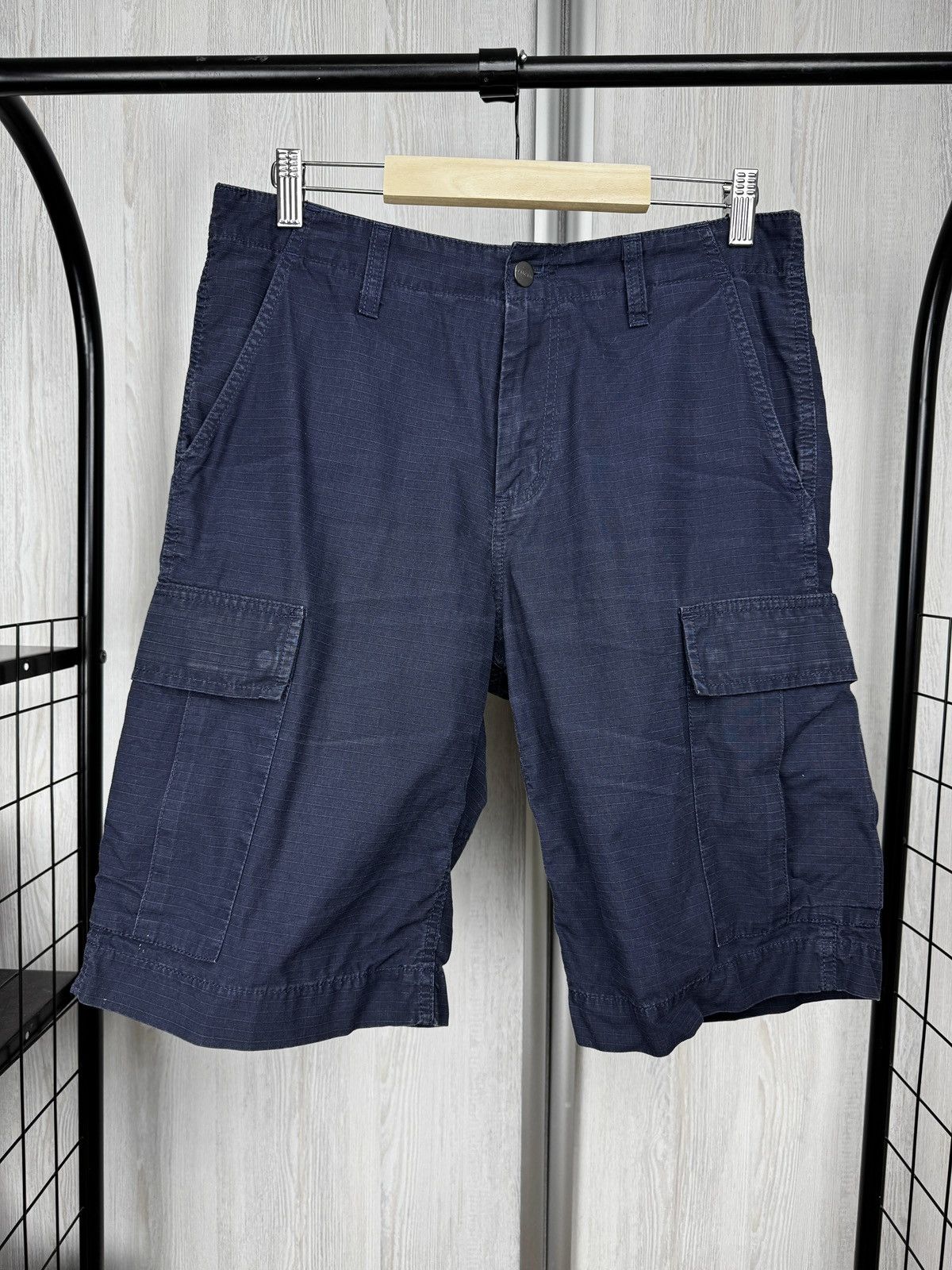 Carhartt Wip Carhartt WIP Dark Blue Regular Cargo Shorts Size US 31 - 2 Thumbnail