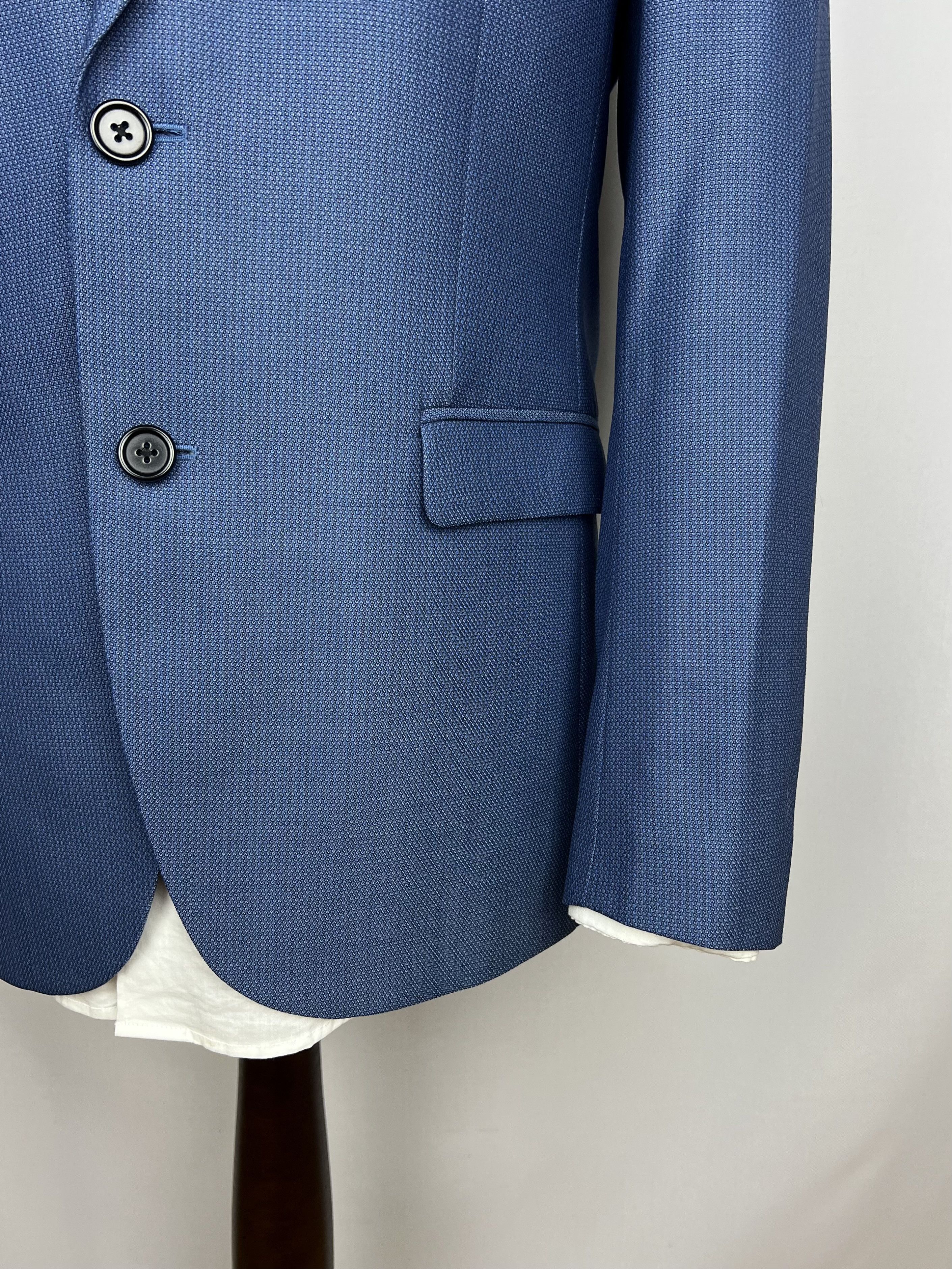 Other CACHAREL Lane Bugella Wool Blend Solid 2 Piece Classic Suit Size 38R - 7 Thumbnail