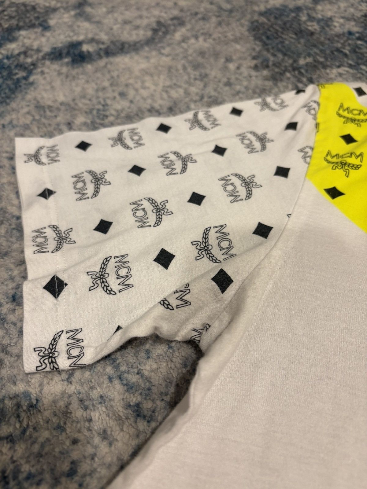 MCM MCM monogram print T-shirt SZ : M Size US M / EU 48-50 / 2 - 4 Thumbnail