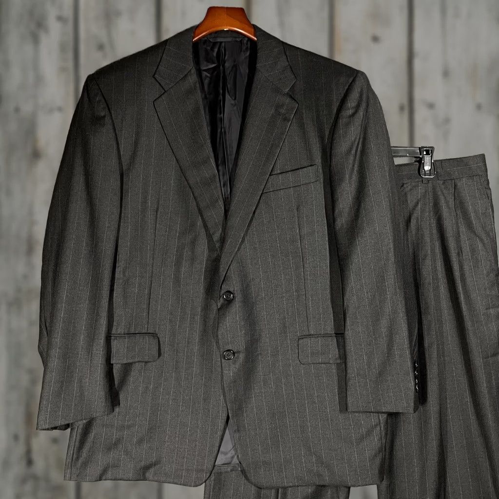 Loro Piana Hickey Freeman Suit Gray 46R Pin Stripe Loro Piana Tasmanian Super 120’s Wool Men Size 46R - 1 Thumbnail