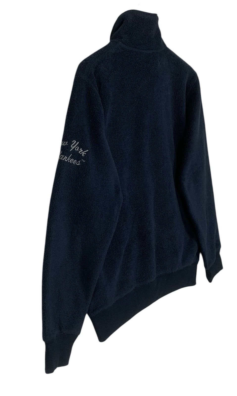 MLB New York Yankees MLB Sportswear Uniqlo JapaneseBrand Fleece Size US M / EU 48-50 / 2 - 7 Thumbnail