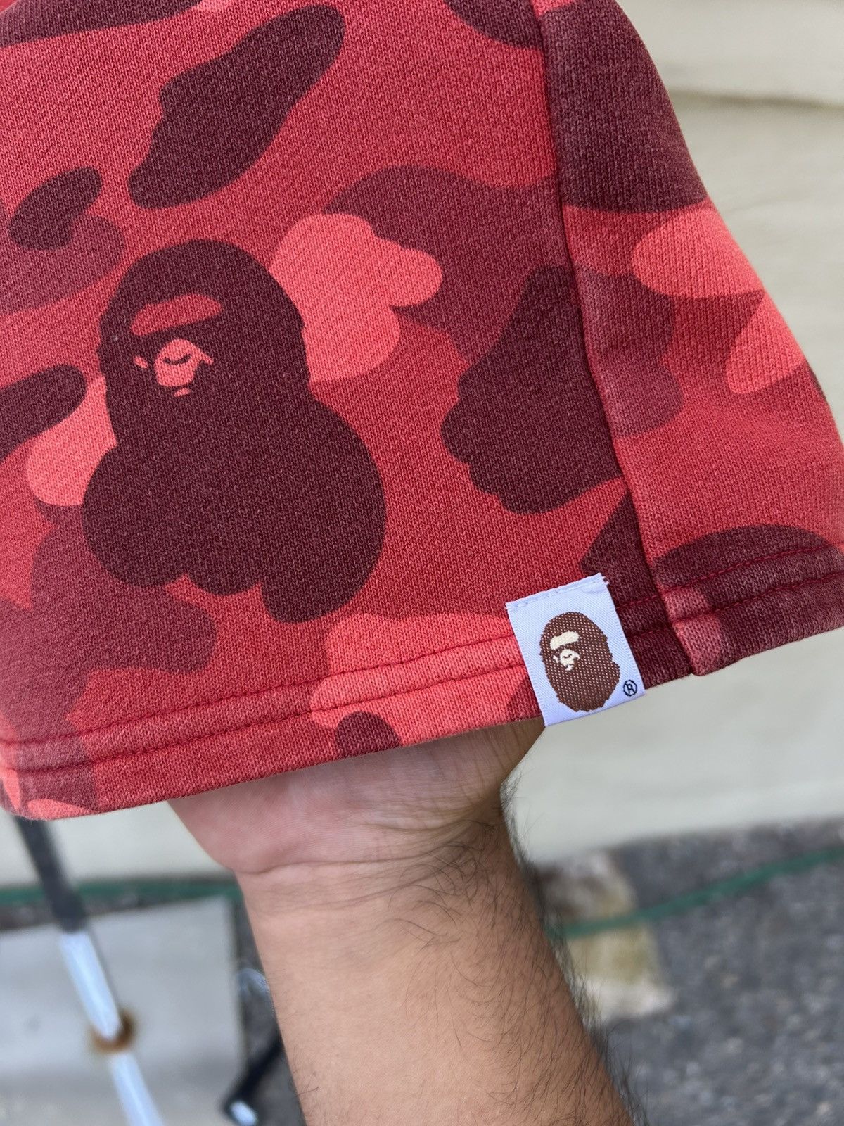Bape Bape red camo shark sweatshorts Size US 32 / EU 48 - 3 Thumbnail