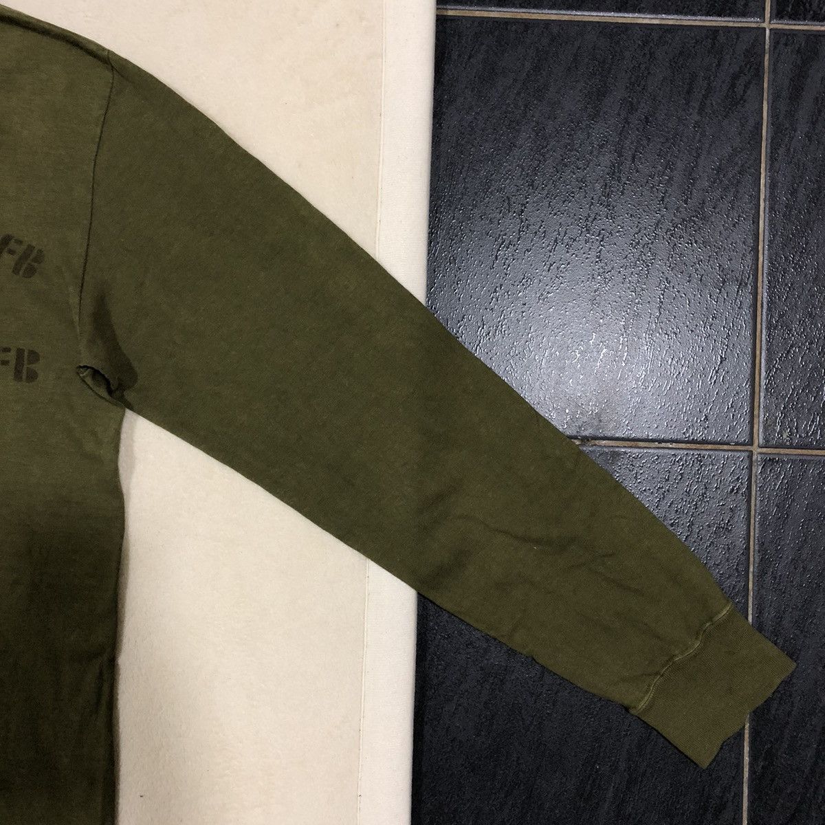 Buzz Rickson's VINTAGE BUZZ RICKSON 91st Bomber Group (WWII) Long Sleeve T Size US M / EU 48-50 / 2 - 8 Thumbnail