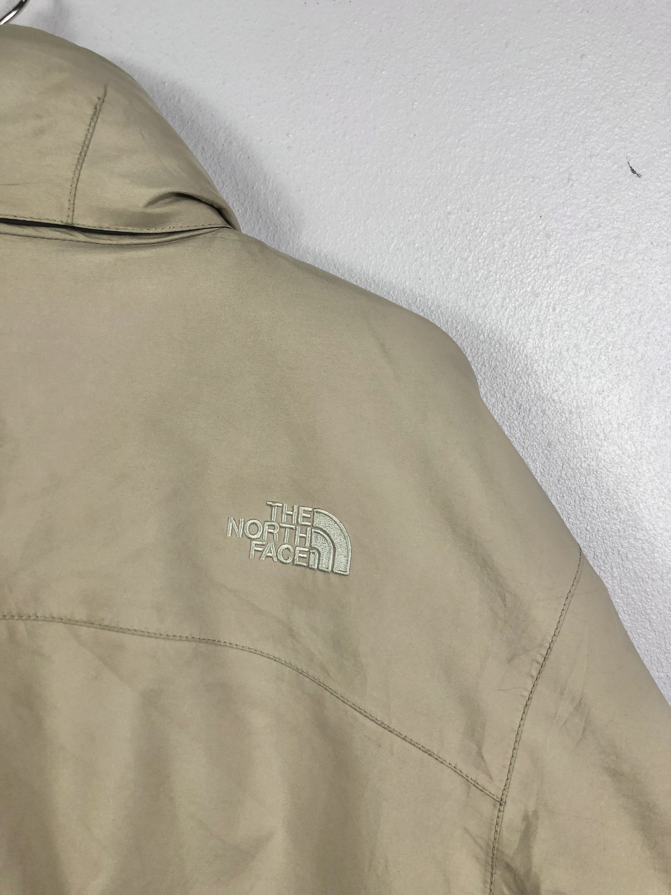 The North Face Vintage The North Face Goretex Mountain Jacket With Hoodies Size US M / EU 48-50 / 2 - 12 Thumbnail
