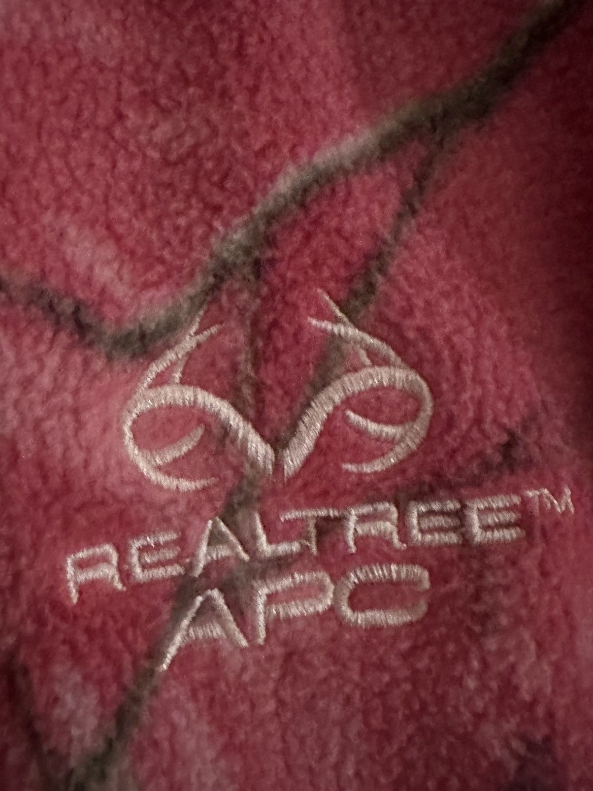 Realtree Camo pink real tree sweater Size US L / EU 52-54 / 3 - 4 Thumbnail